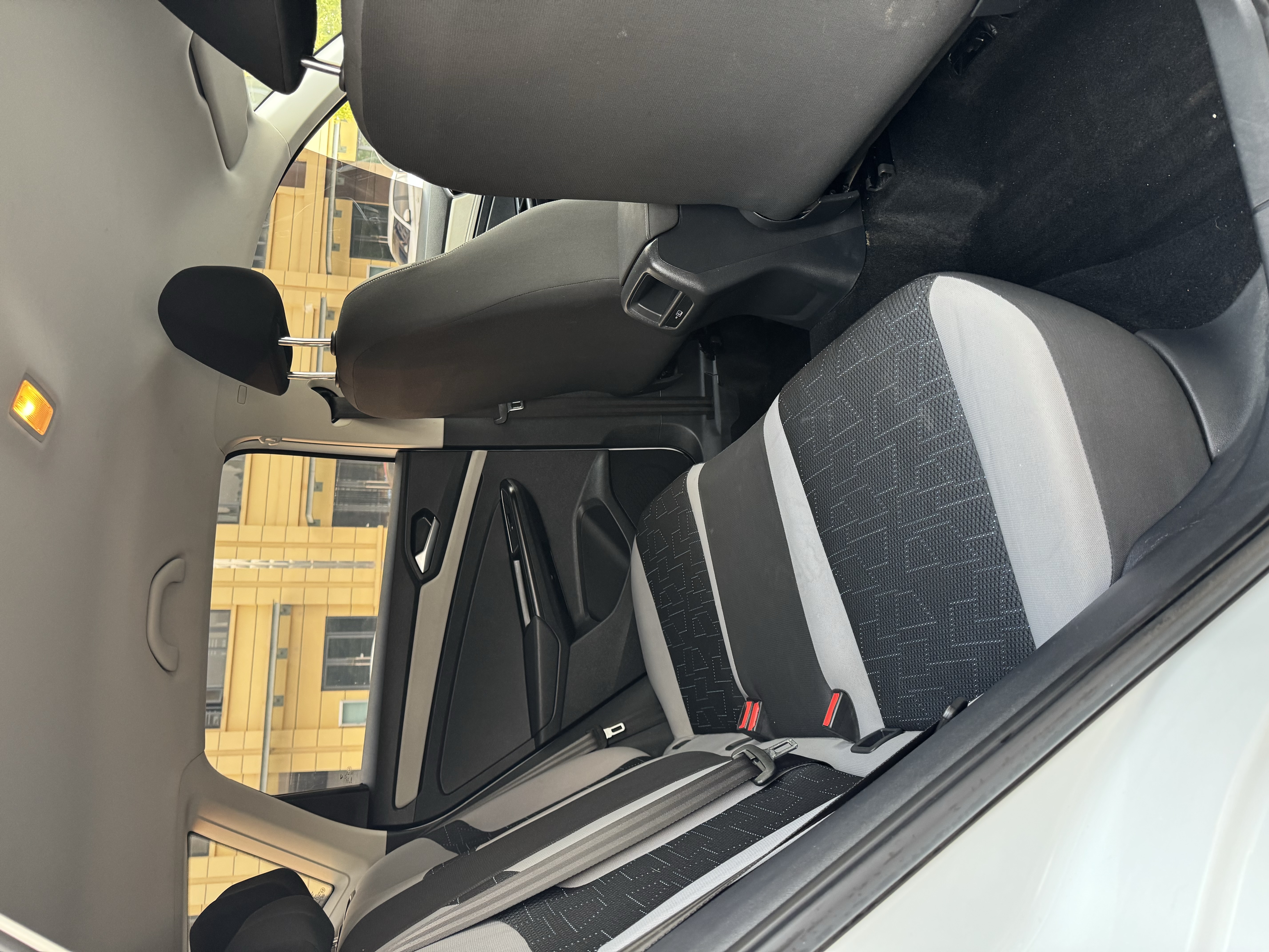 VS5 2023 car image #9