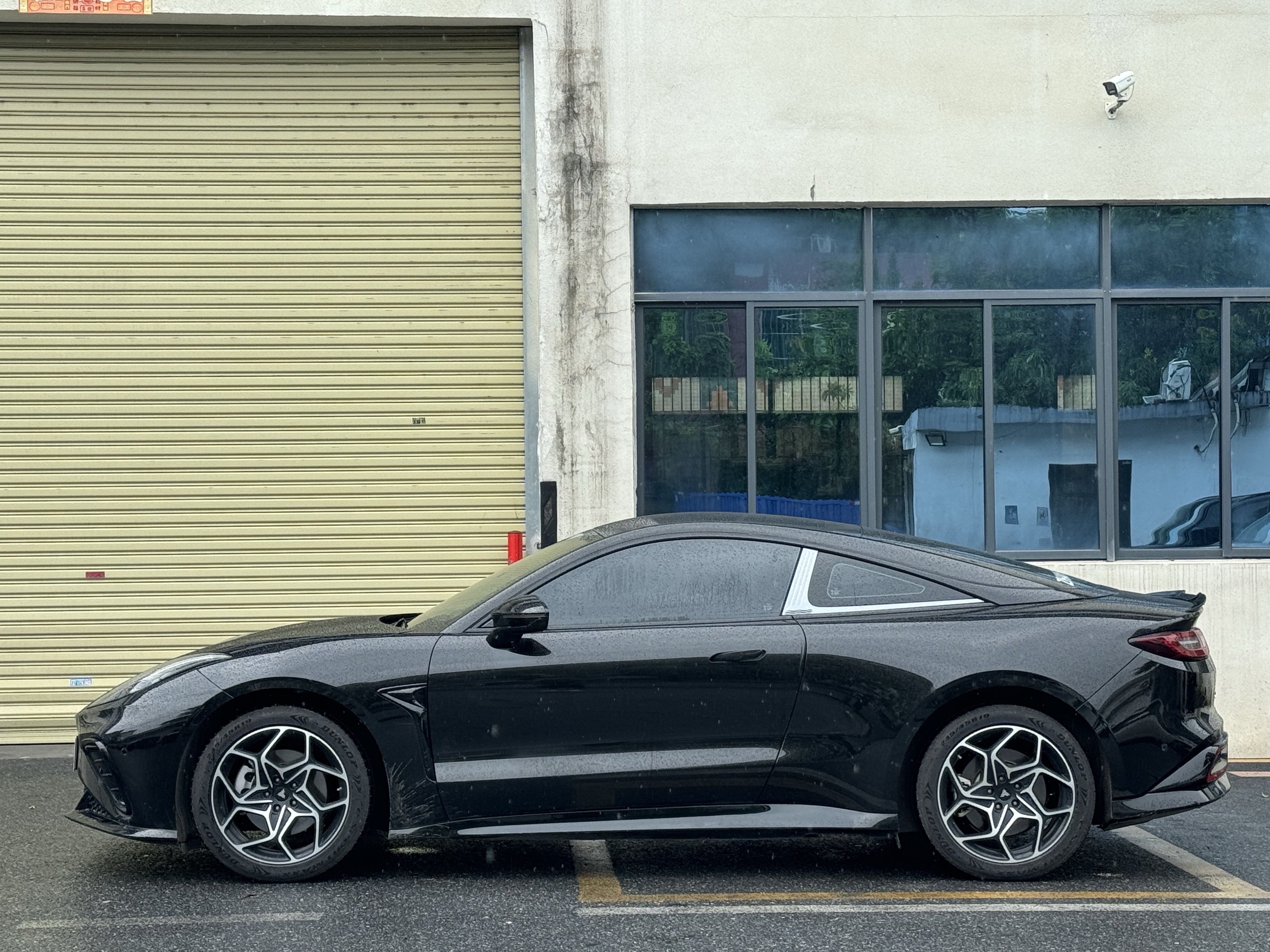 哪吒汽车 哪吒GT 2023 汽车图片 #9