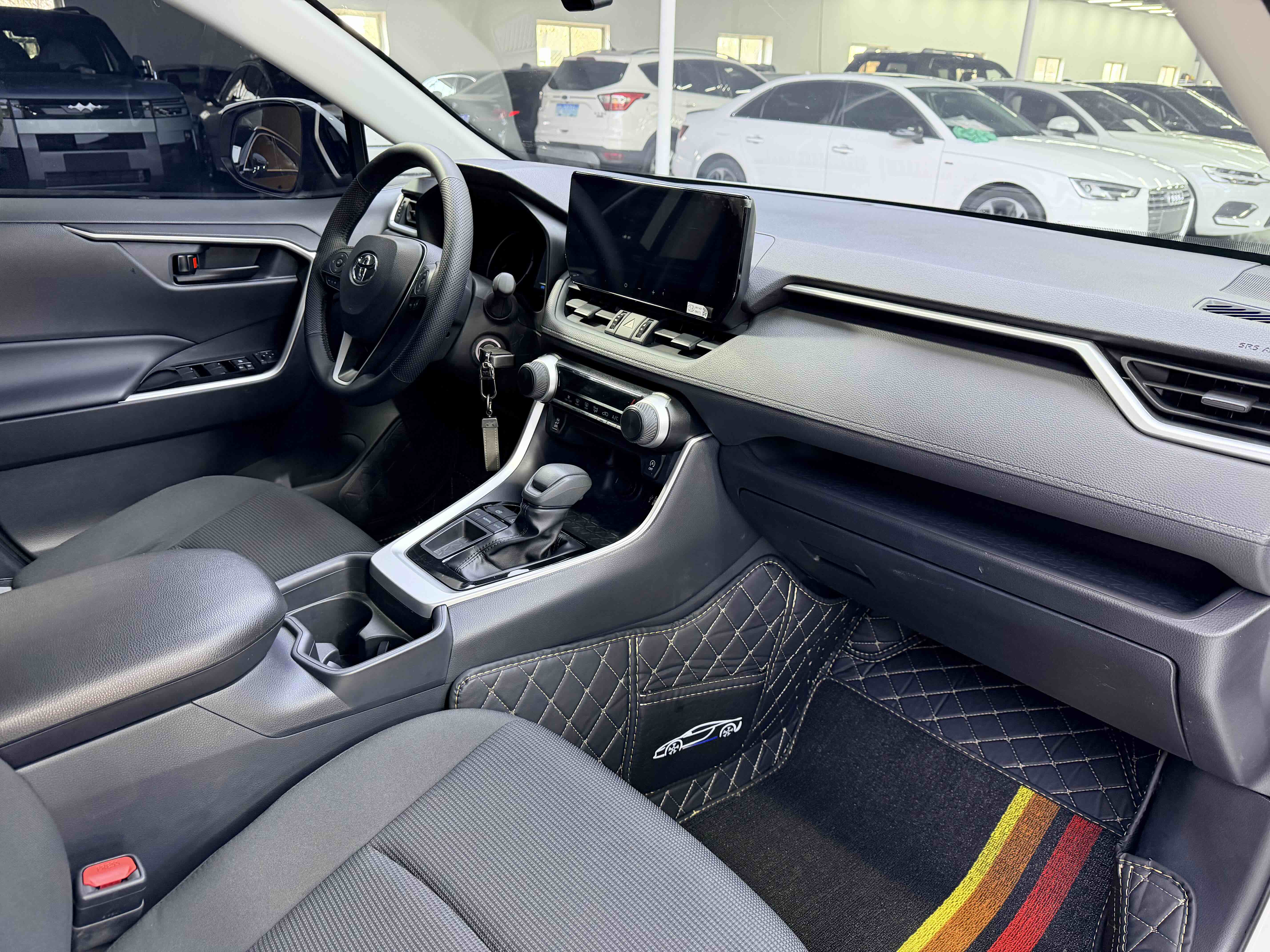 丰田 RAV4荣放 2025 汽车图片 #9