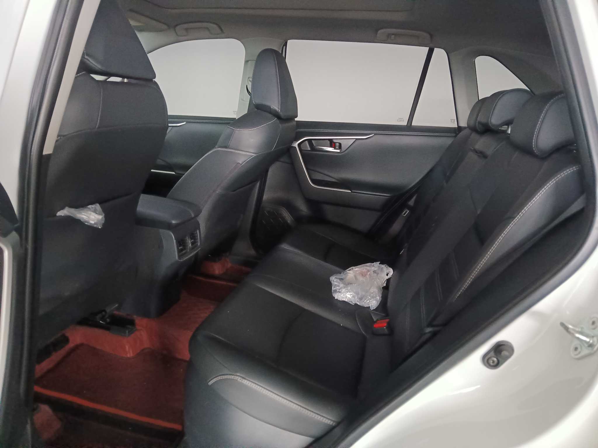 Toyota RAV4 2024 #9 Toyota RAV4 2024 car image #9