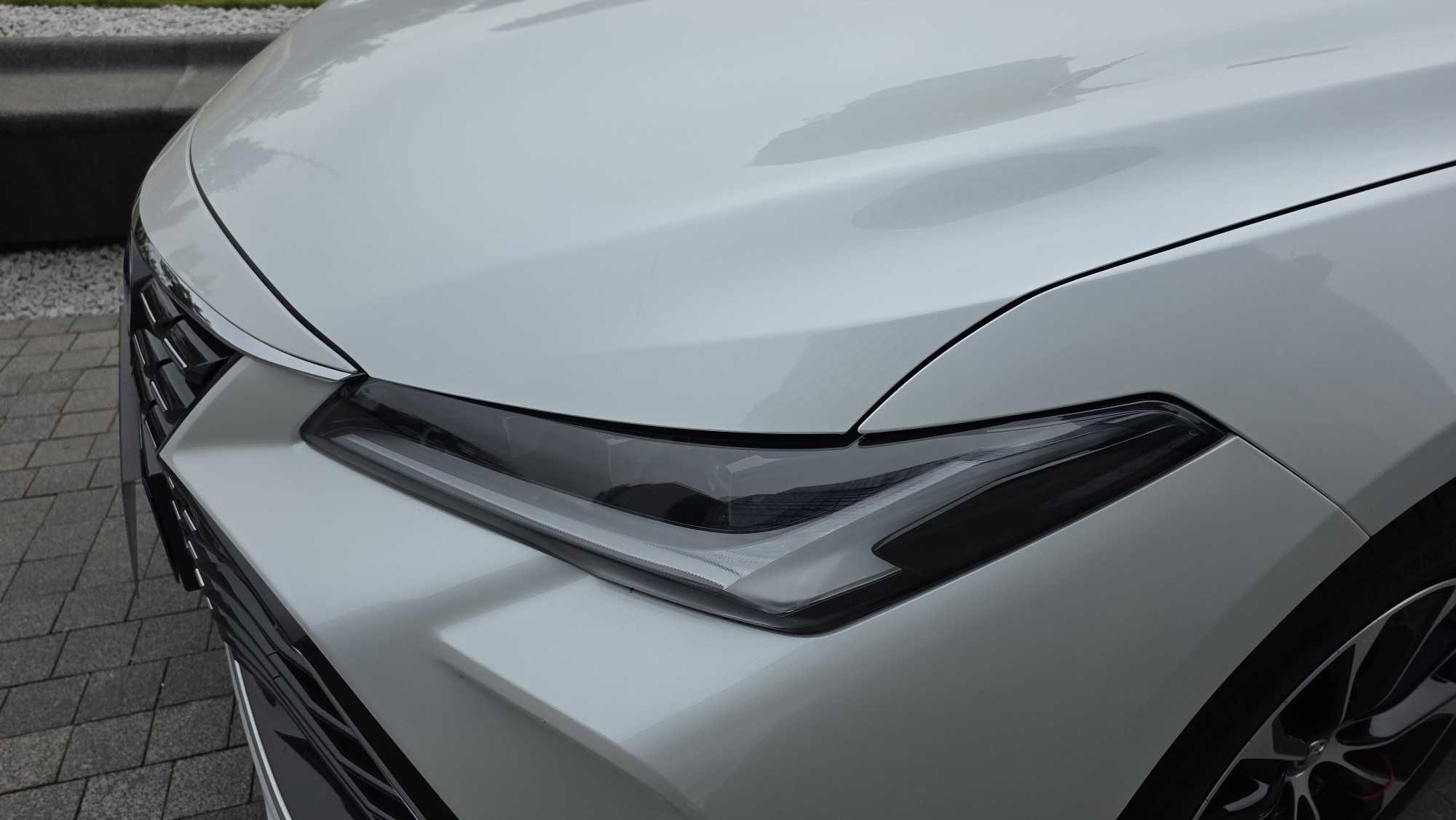Toyota Avalon 2024 car image #9