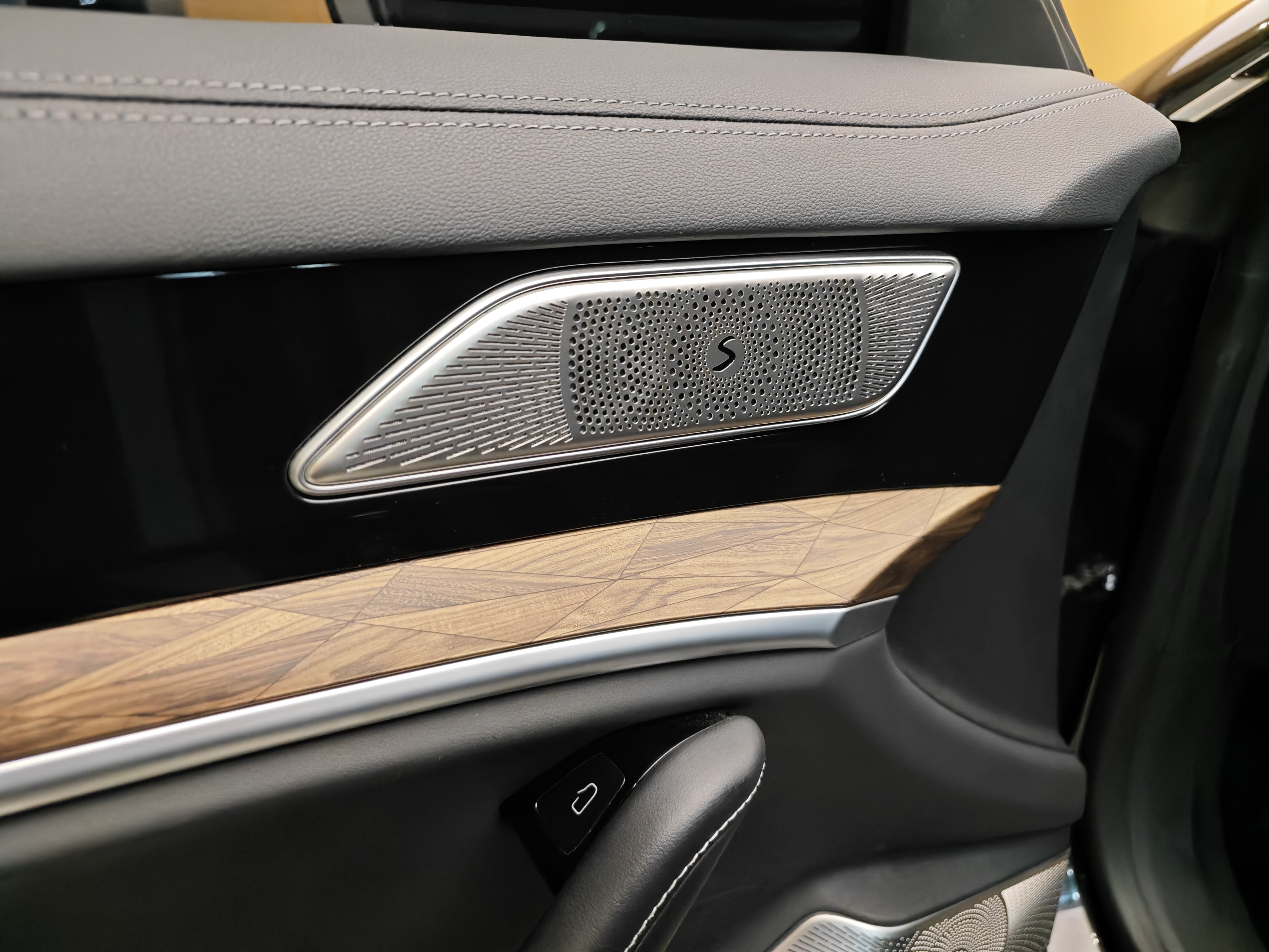 Neta S 2023 #9 Neta S 2023 изображение автомобиля #9