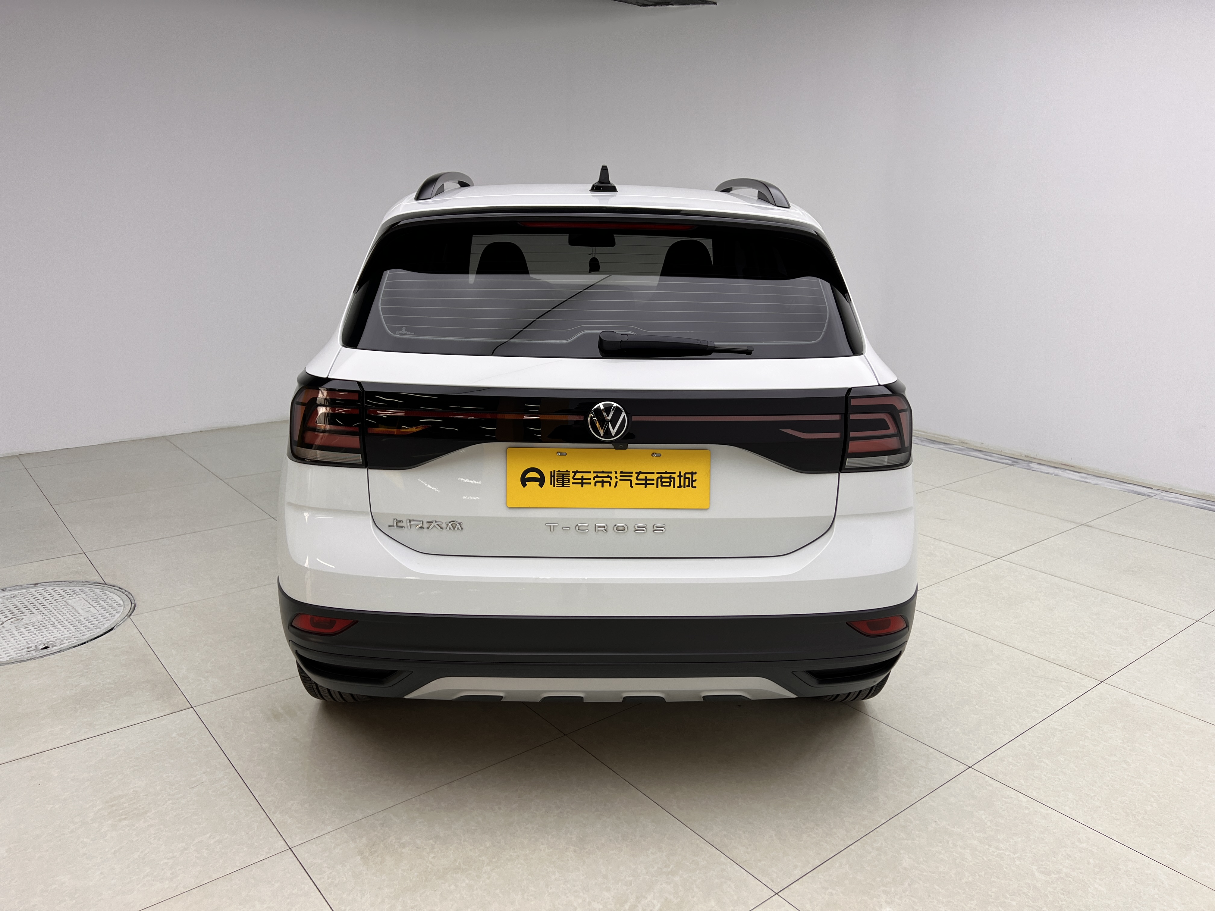 Volkswagen T-Cross 2025 car image #9