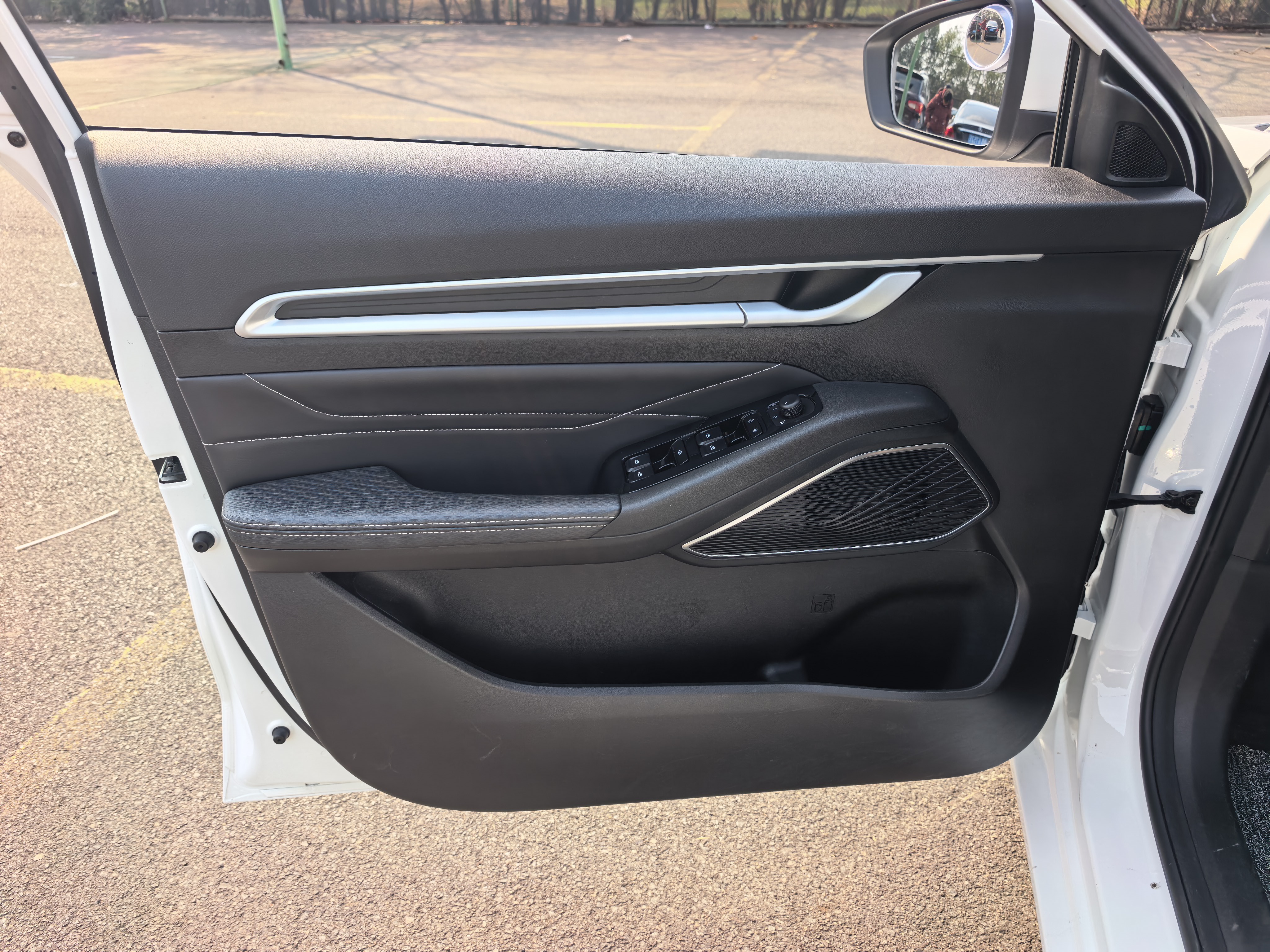 GEELY Emgrand 2024 #9 GEELY Emgrand 2024 car image #9