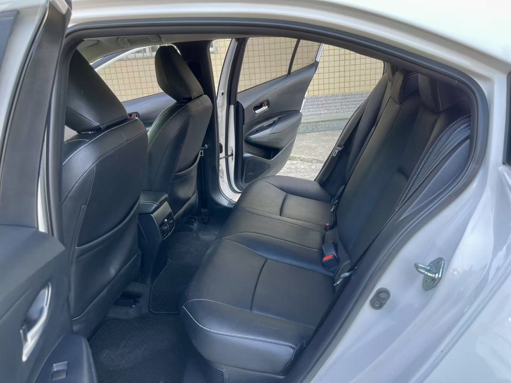 Toyota Corolla 2023 car image #9