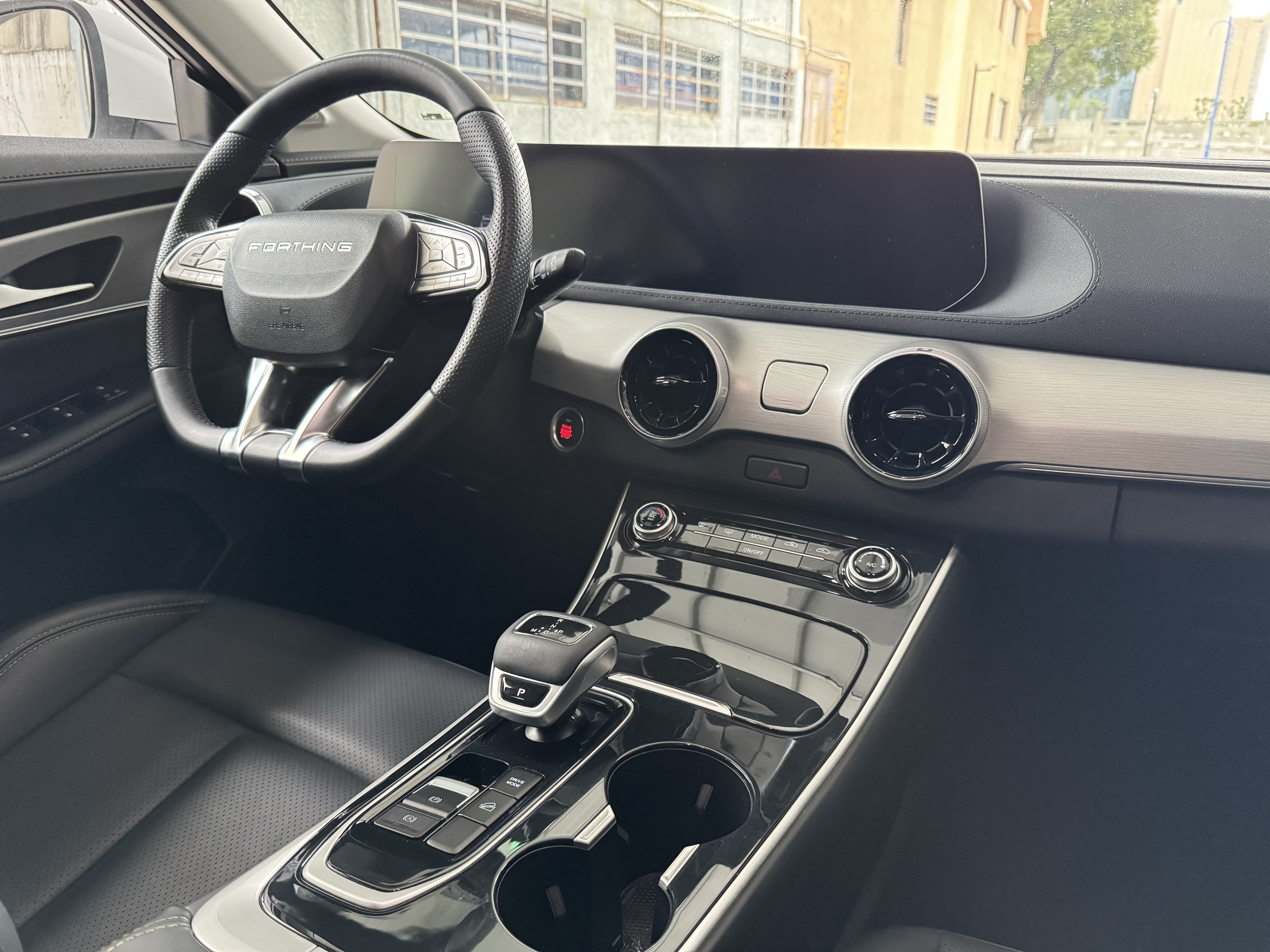 Forthing T5 EVO 2024 صورة سيارة #9