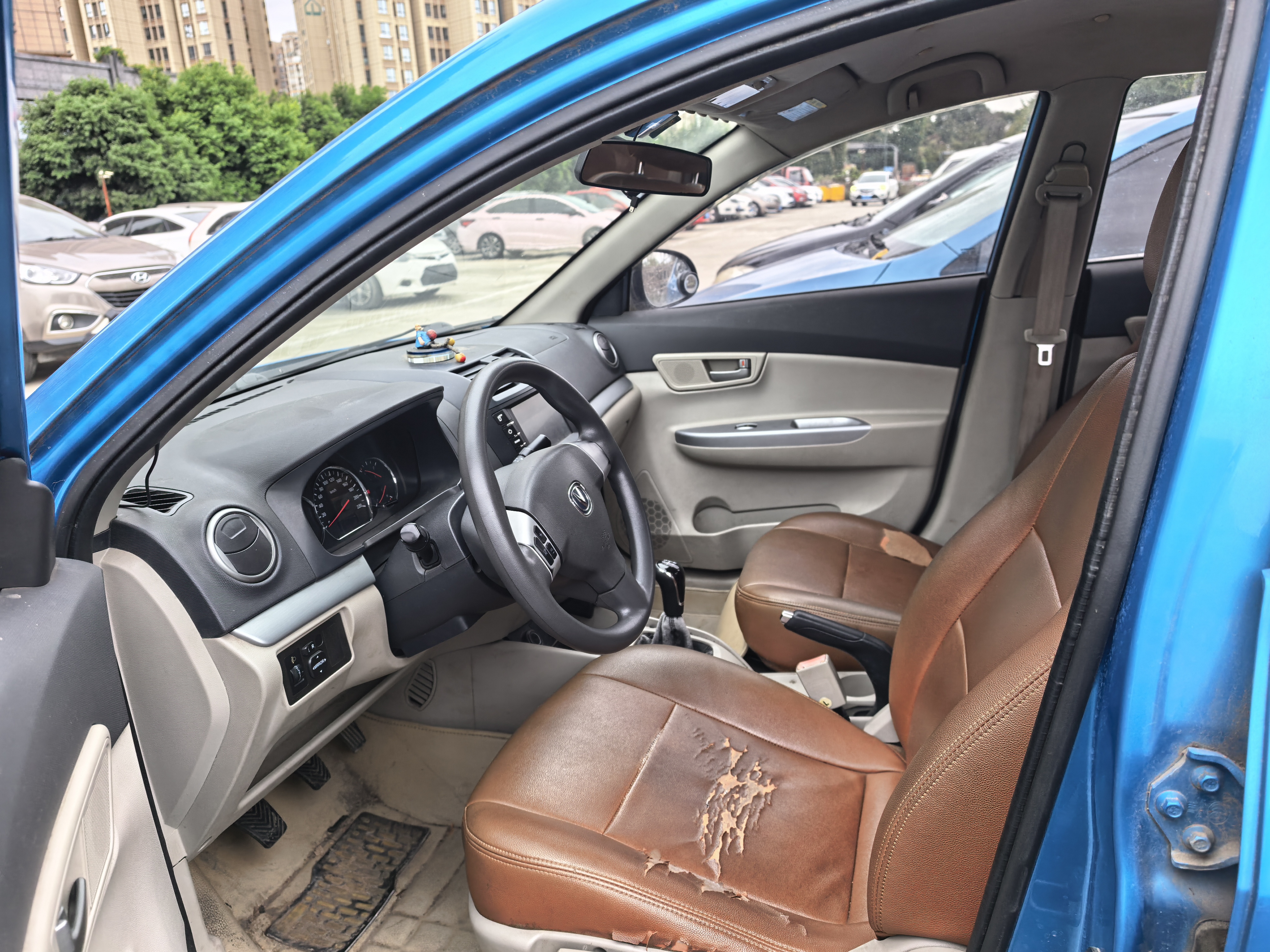 Changan Alsvin V5 2014 car image #9