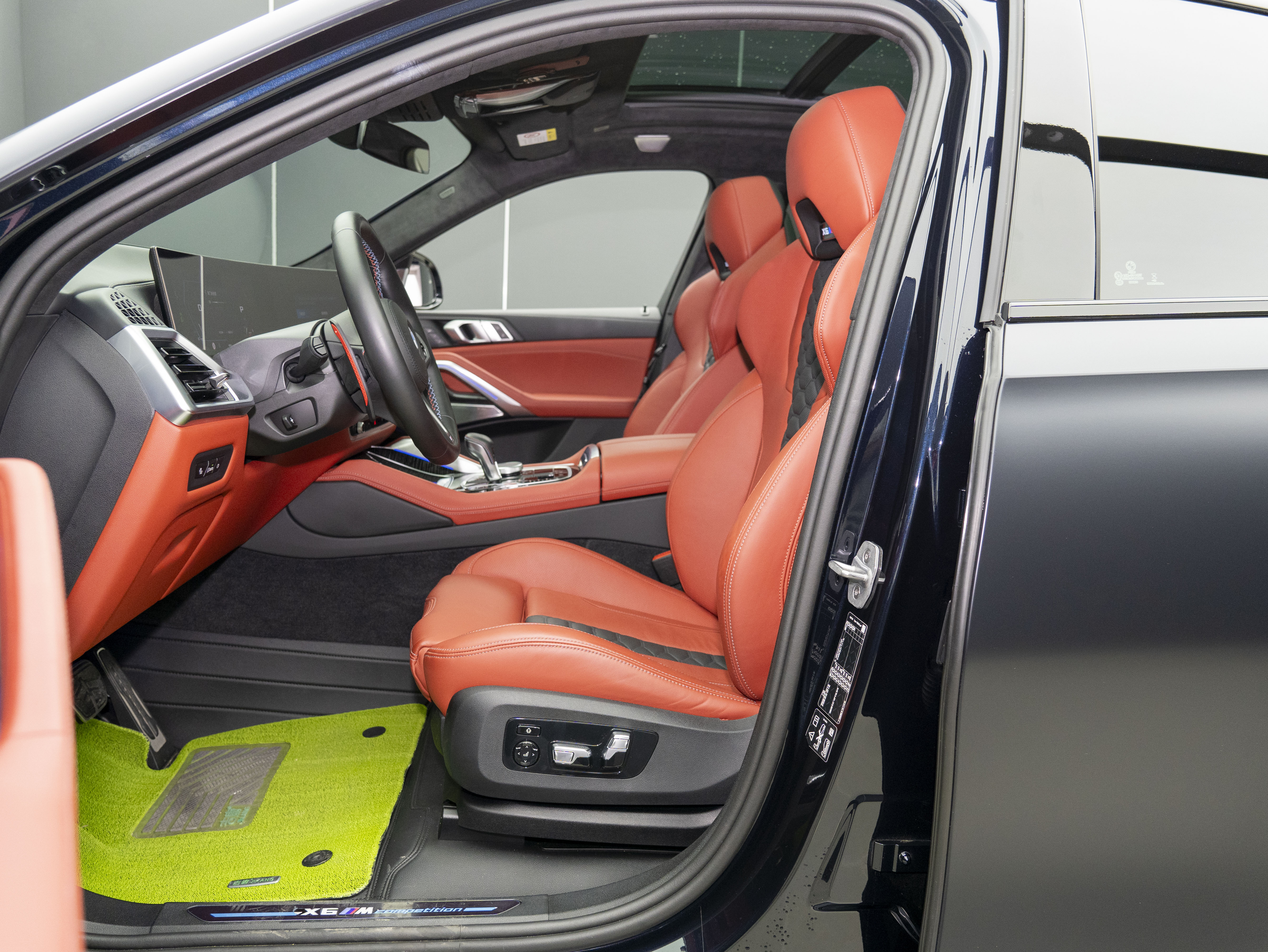 Exceed X6 M 2023 #9 Exceed X6 M 2023 car image #9