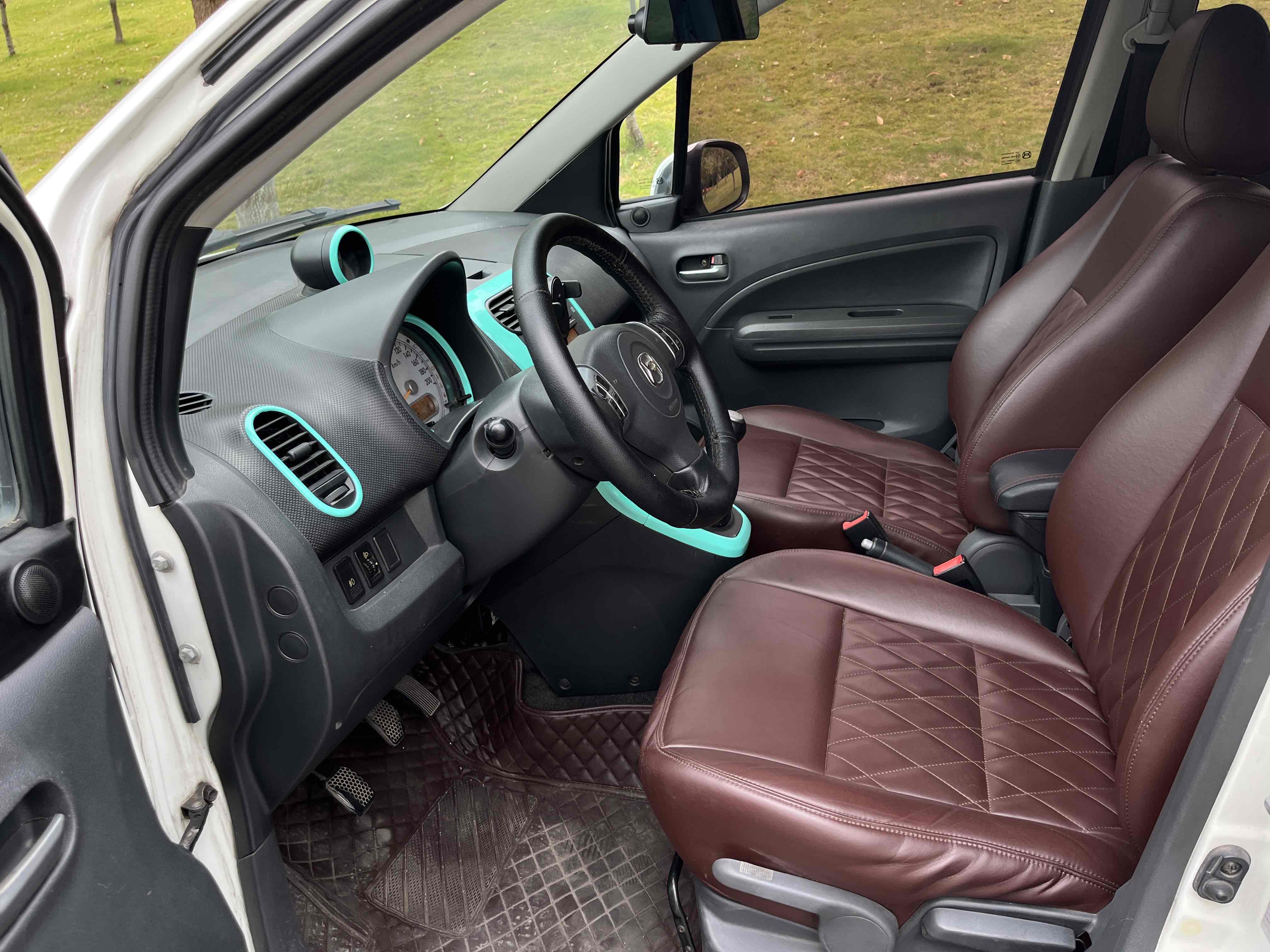 Suzuki Splash 2012 immagine di auto #9