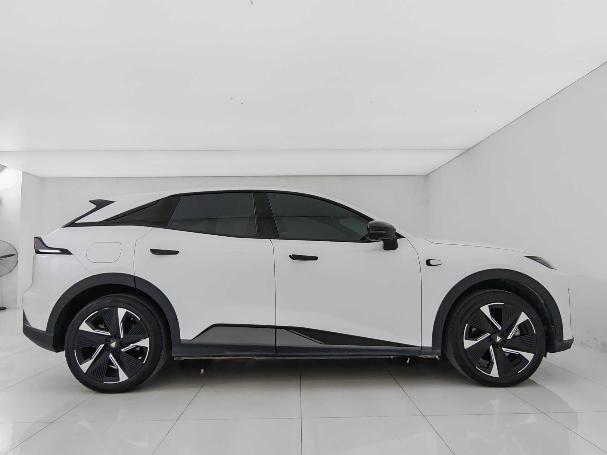 Deepal S07 2023 car image #9