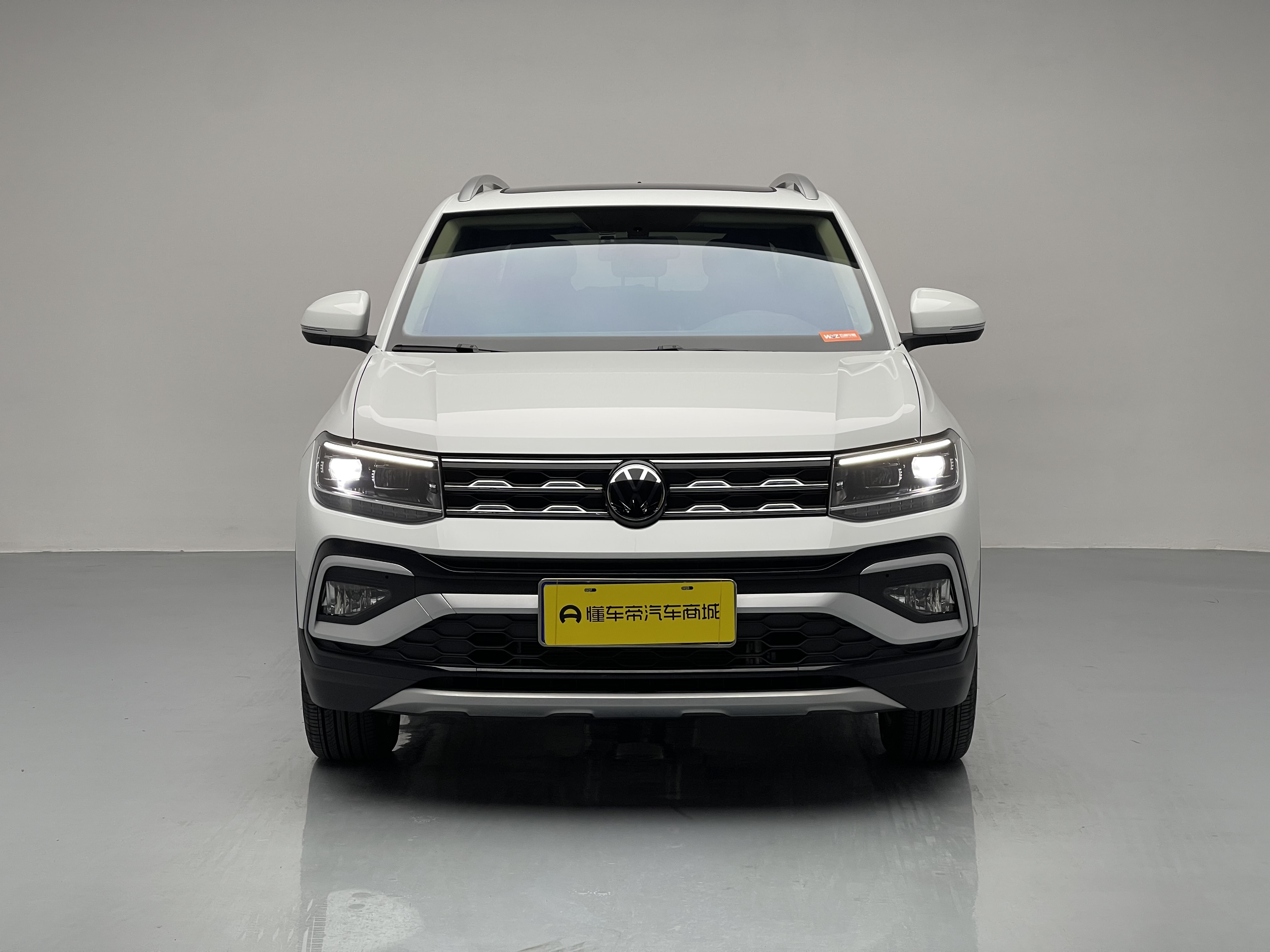 Volkswagen T-Cross 2024 #9 Volkswagen T-Cross 2024 car image #9