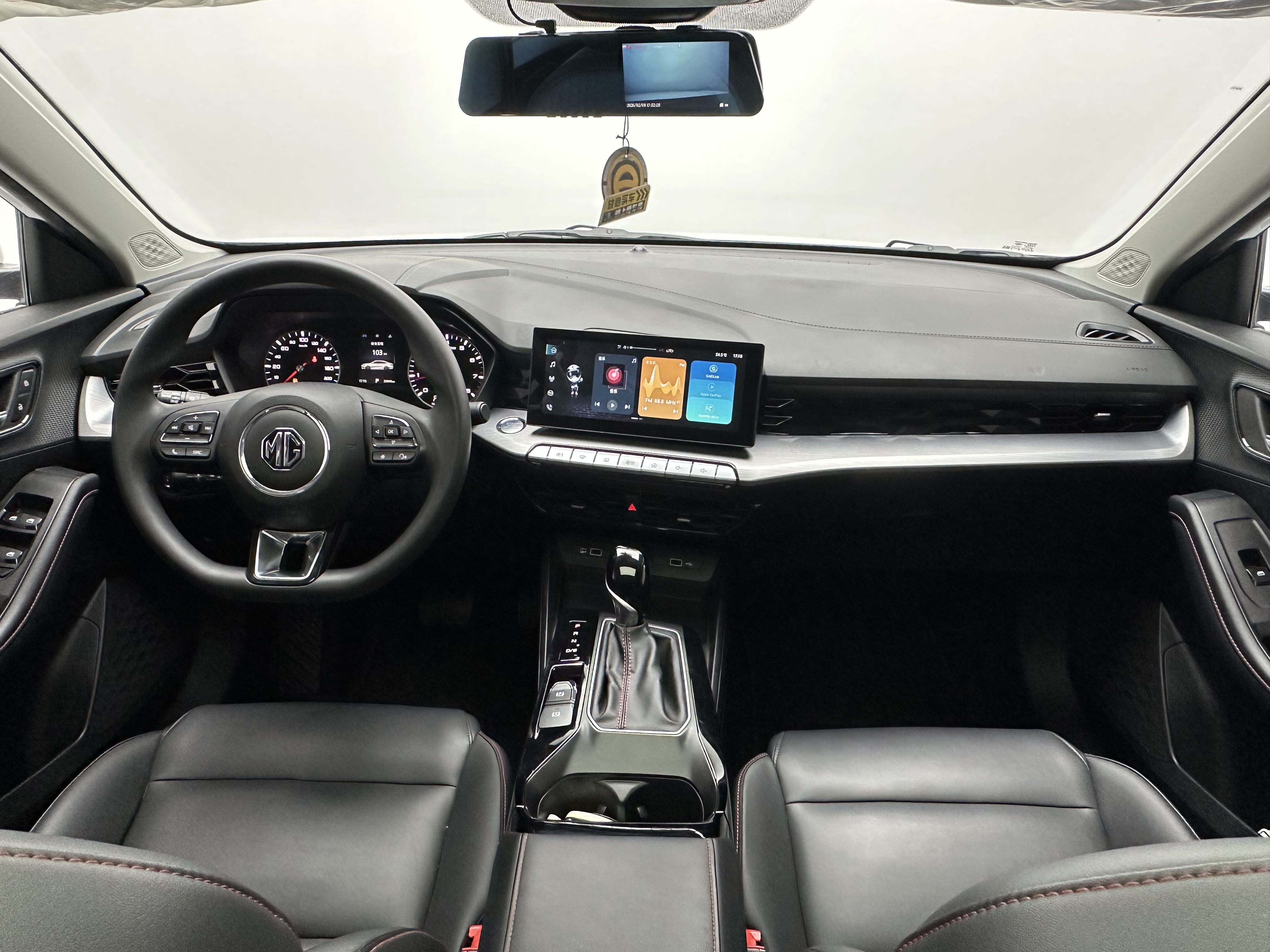 5 2024 car image #9