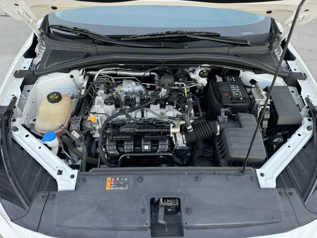 MG 5 2024 car image #9