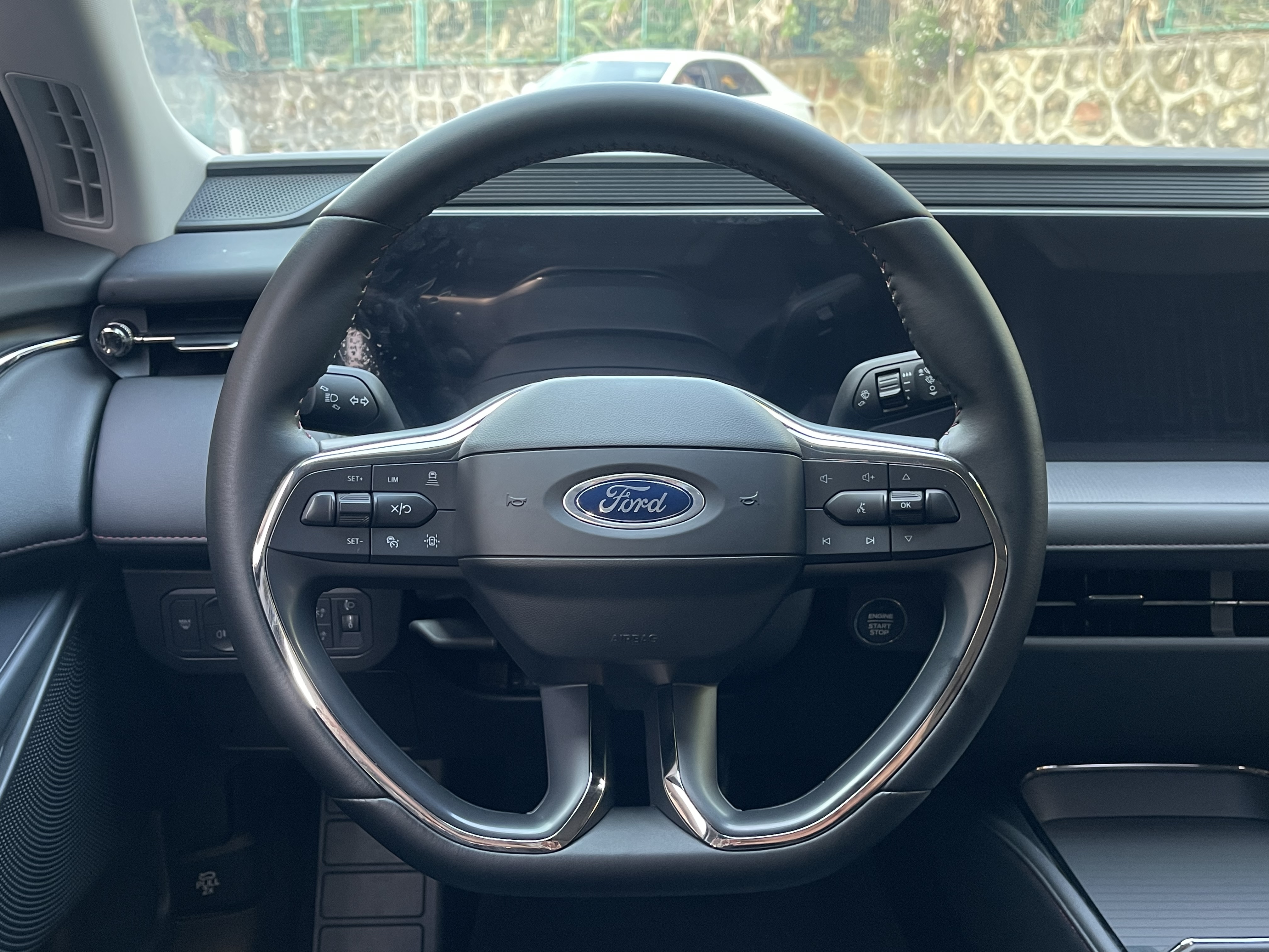 Ford Mondeo 2024 car image #9