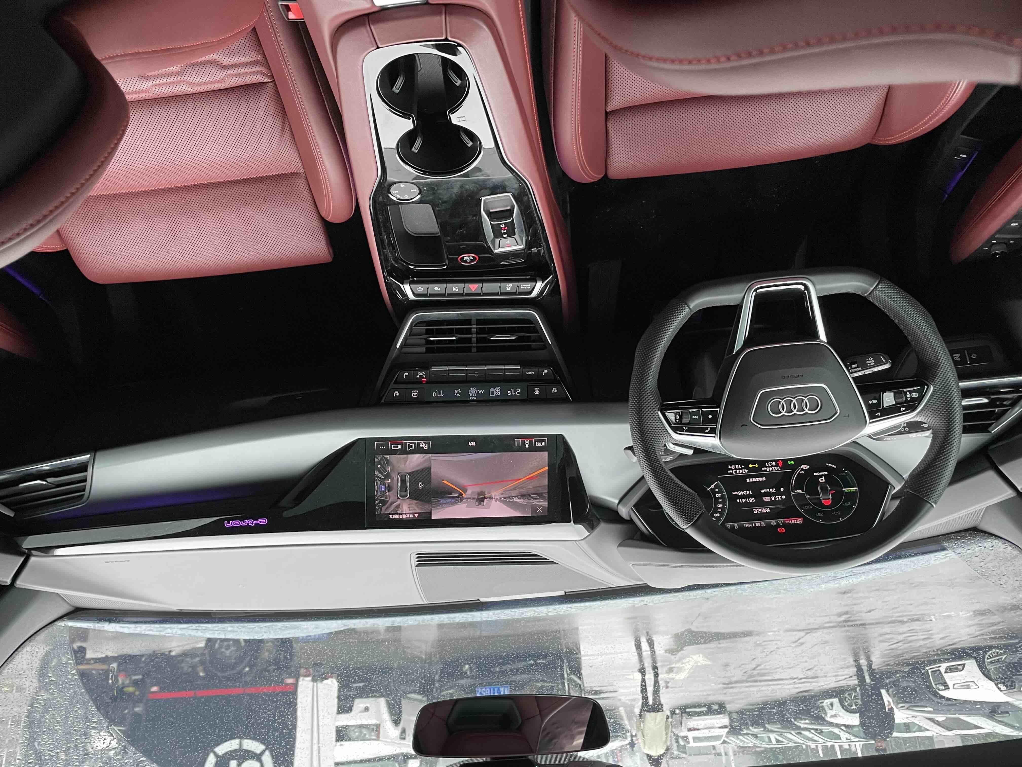 Audi e-tron GT 2024 car image #9