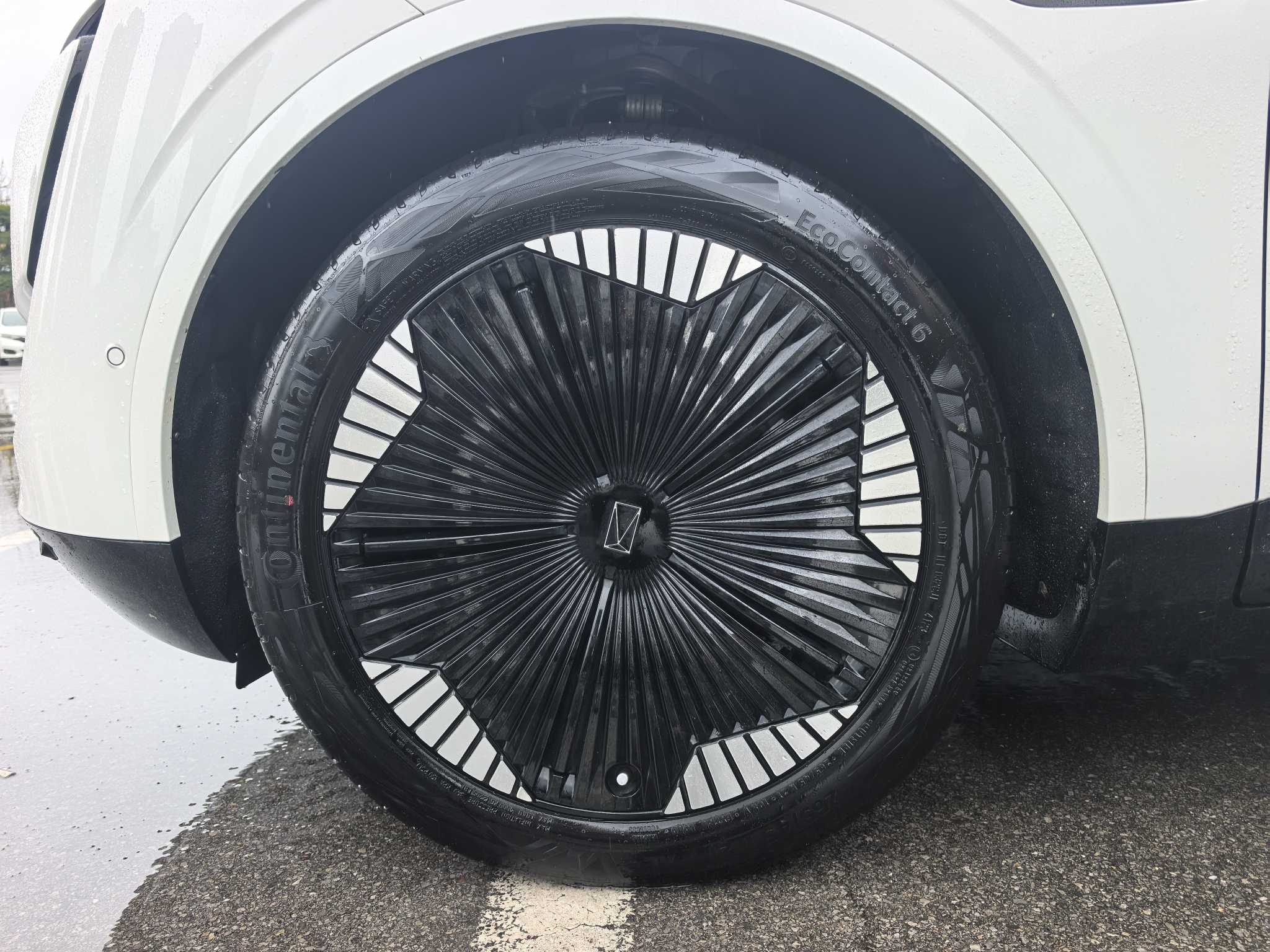 Avatr 11 2024 image de voiture #9