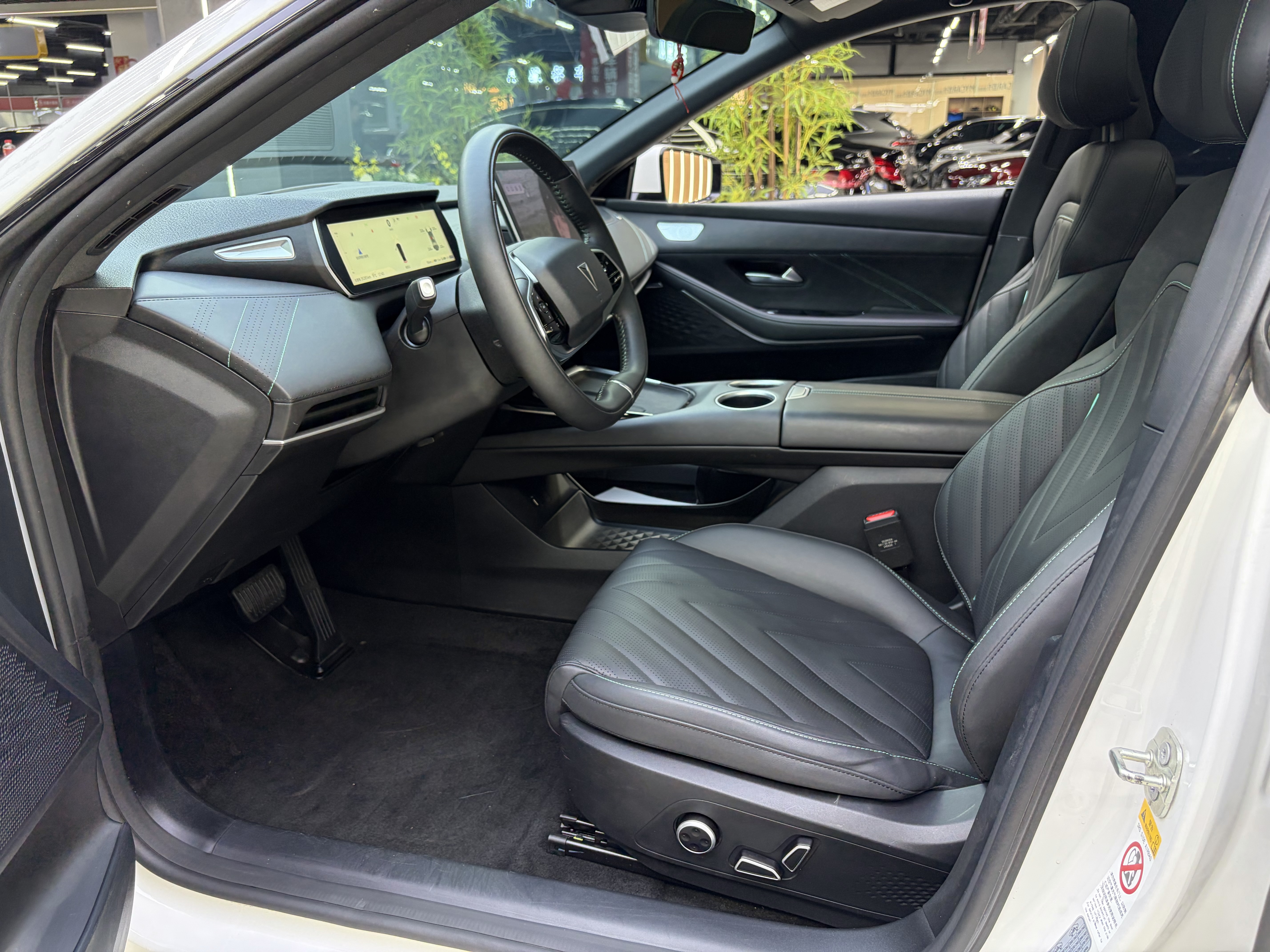 Deepal SL03 2024 car image #9