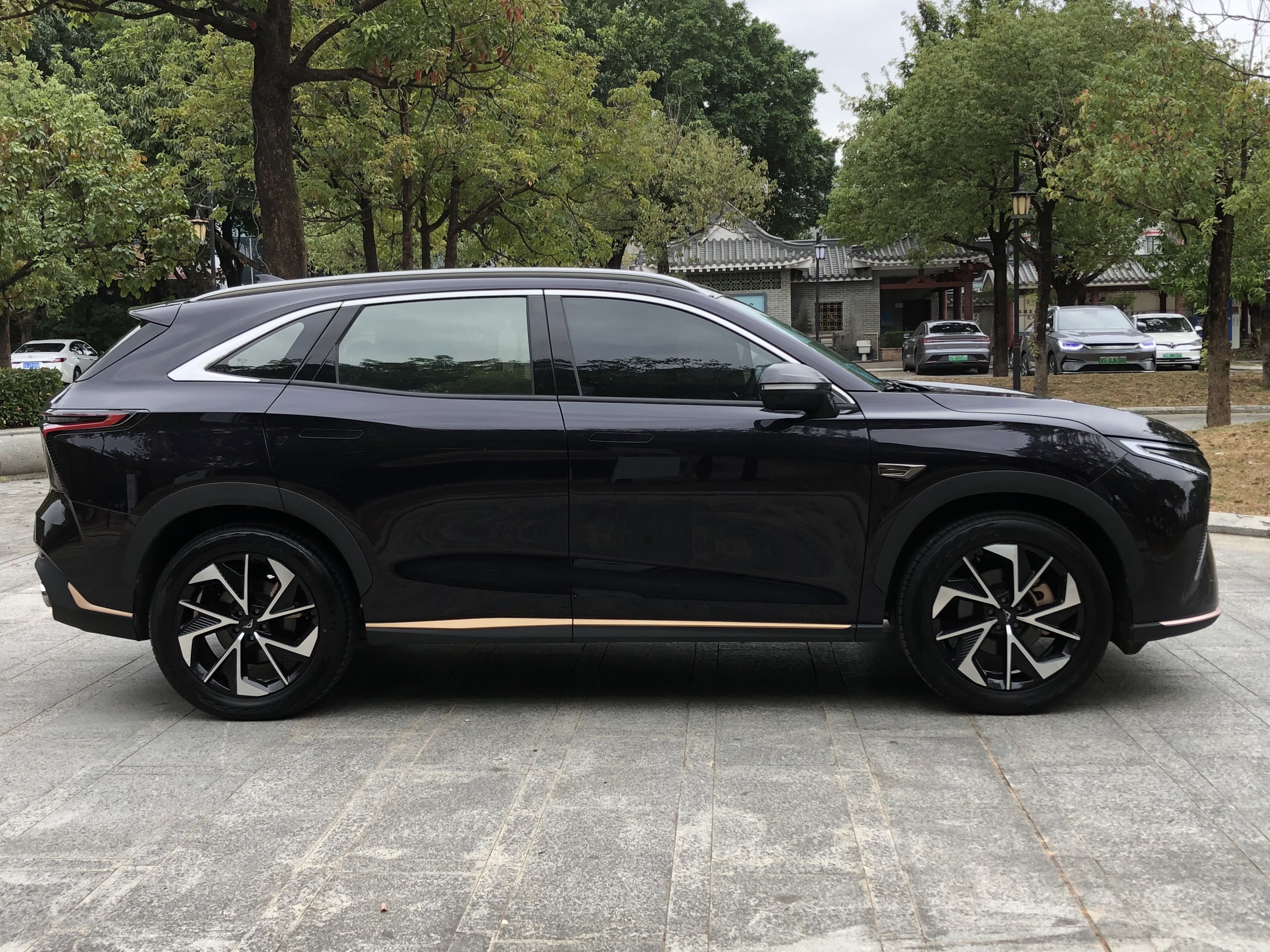 Kaiyi Kunlun 2023 #9 Kaiyi Kunlun 2023 car image #9