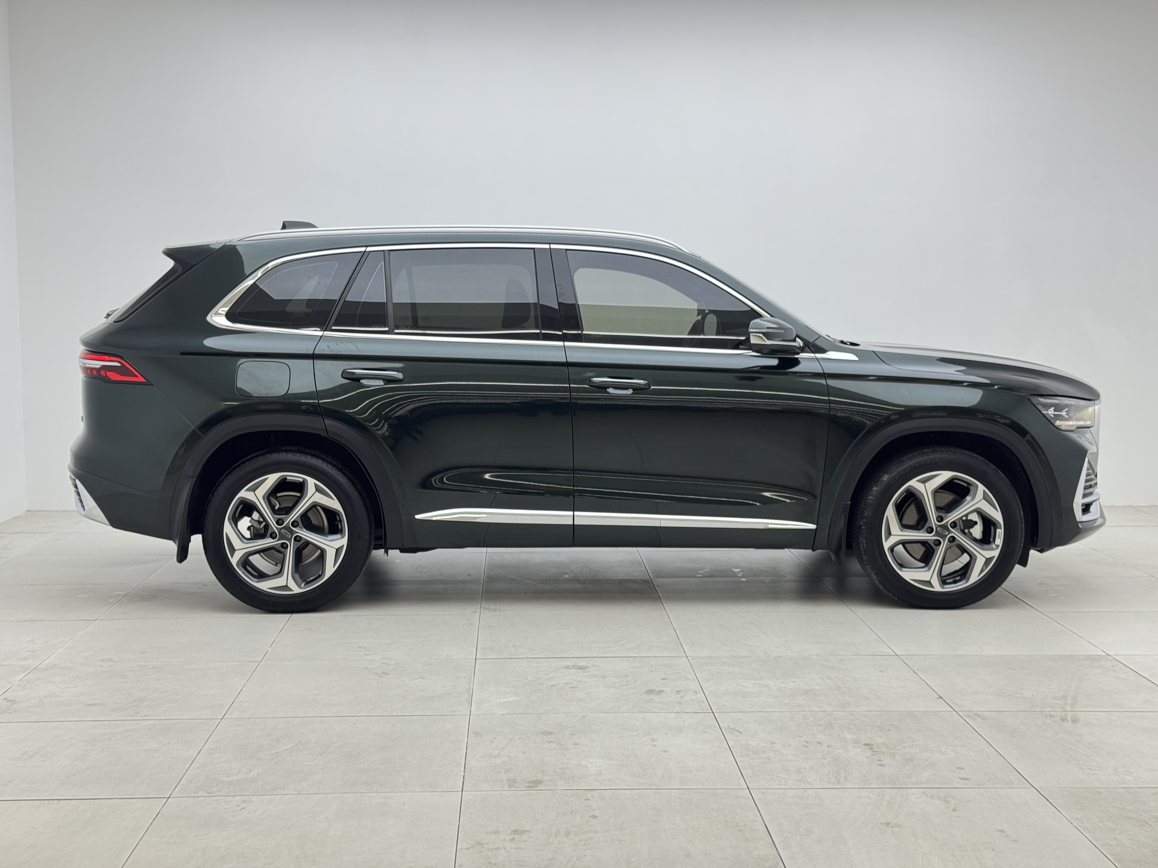 GEELY Monjaro 2024 car image #9