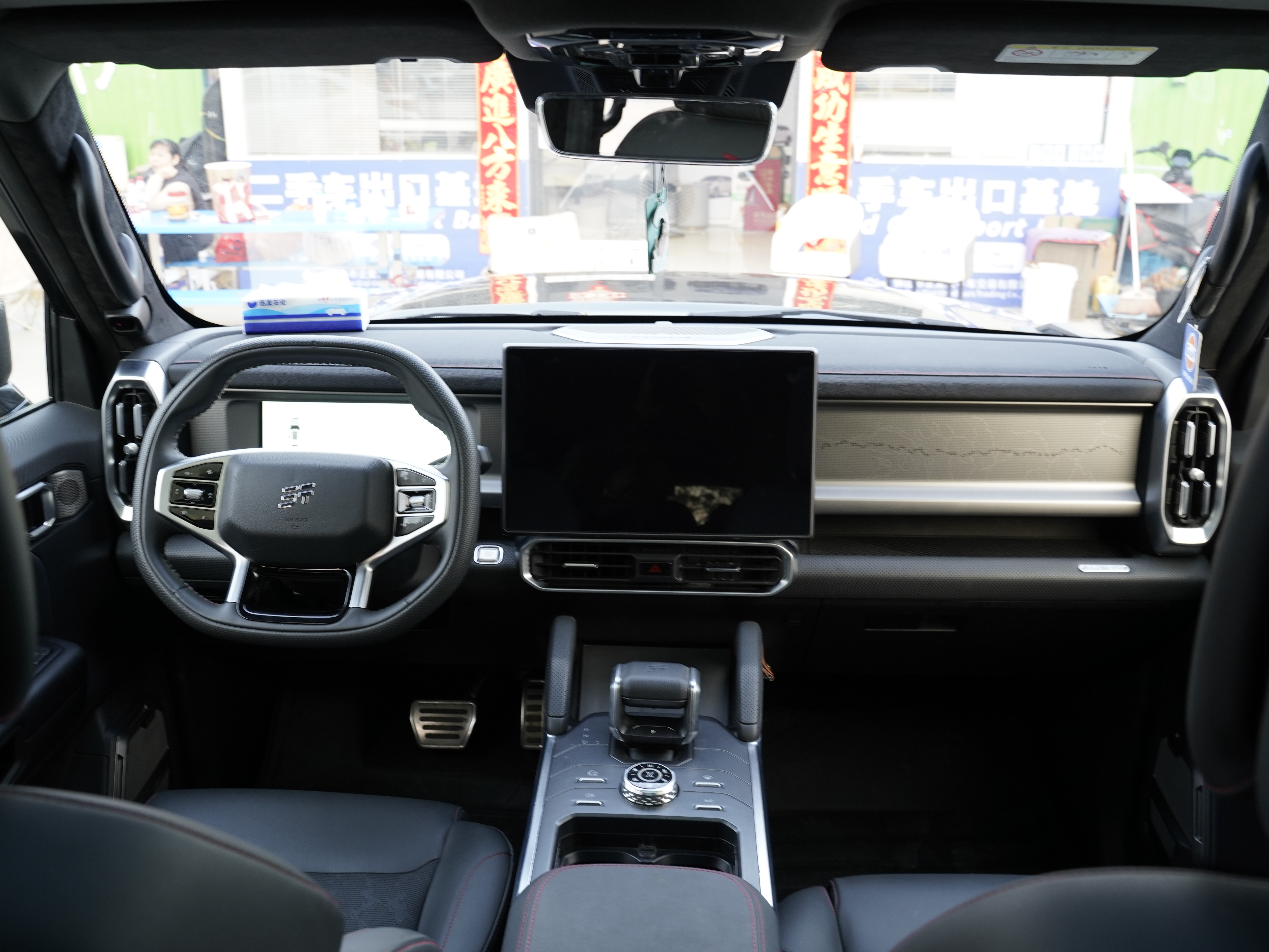 Jetour Traveller 2025 car image #9