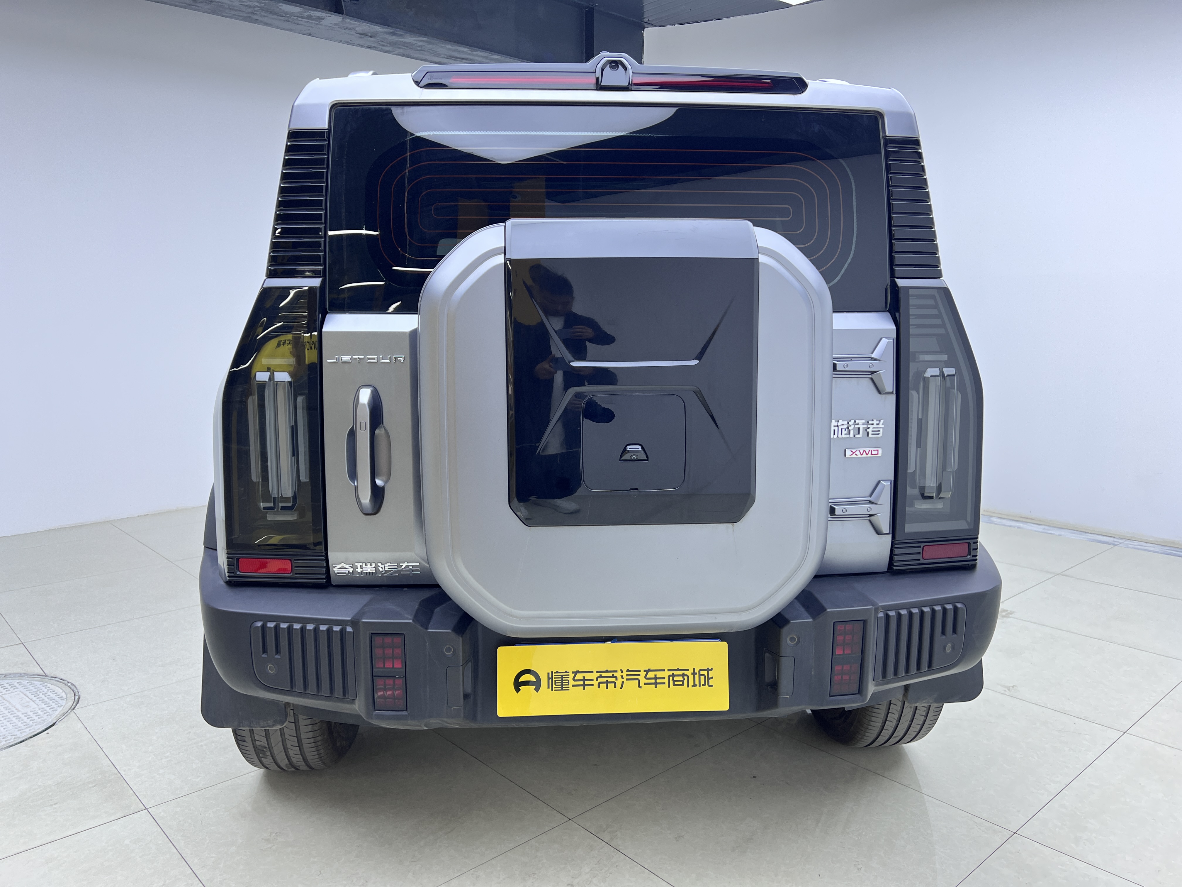 Jetour Traveller 2023 car image #9