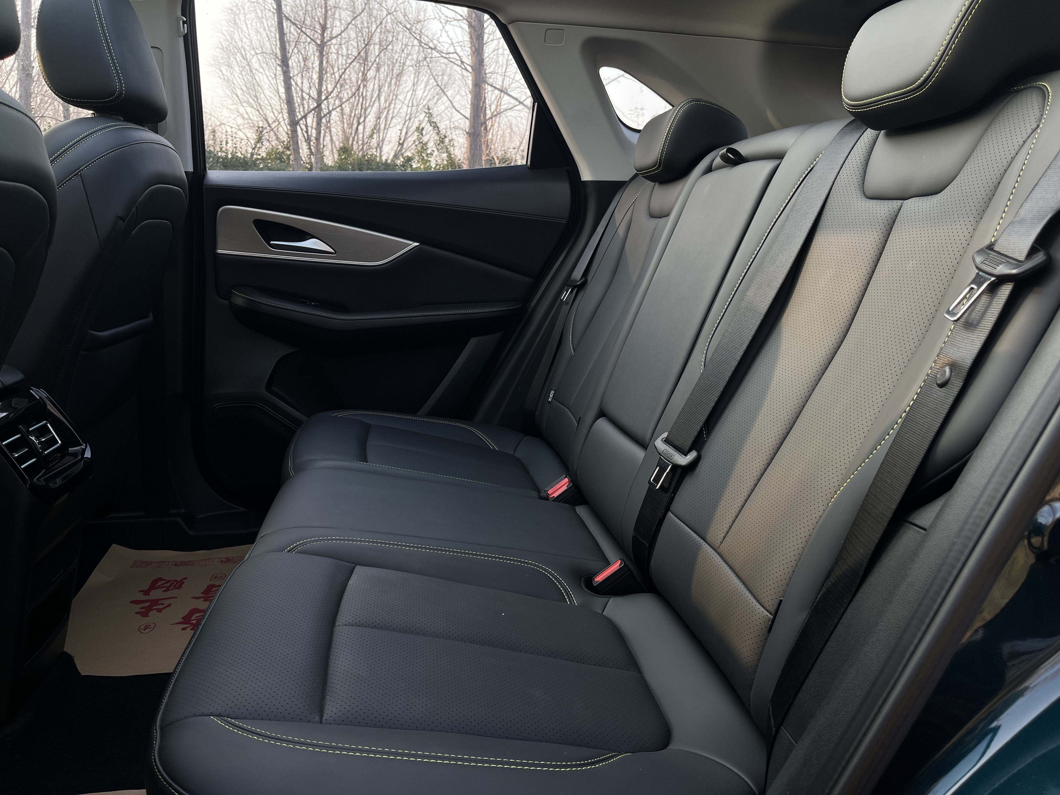 Forthing T5 EVO 2024 car image #9