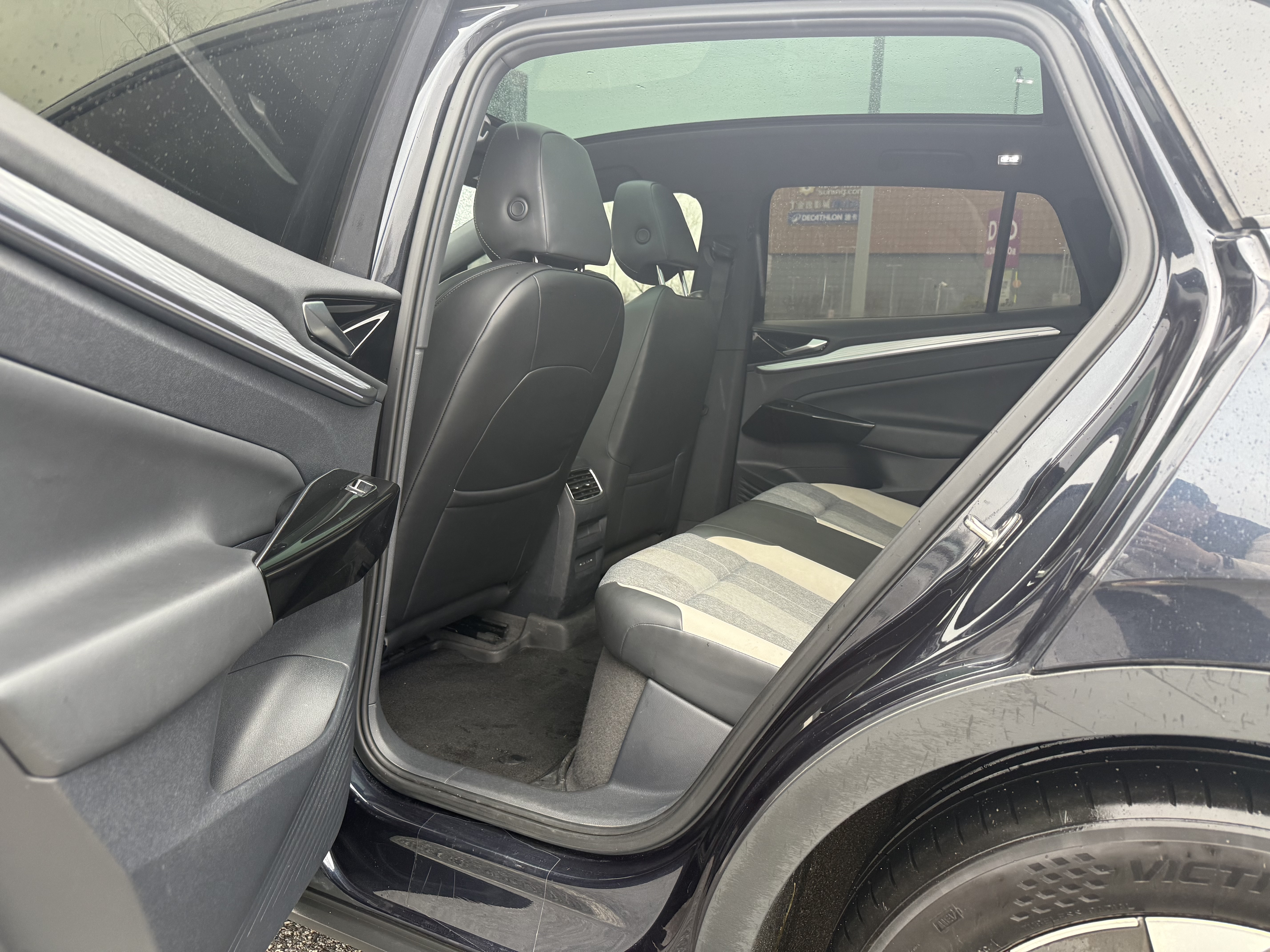 Volkswagen ID.4 Crozz 2023 car image #9