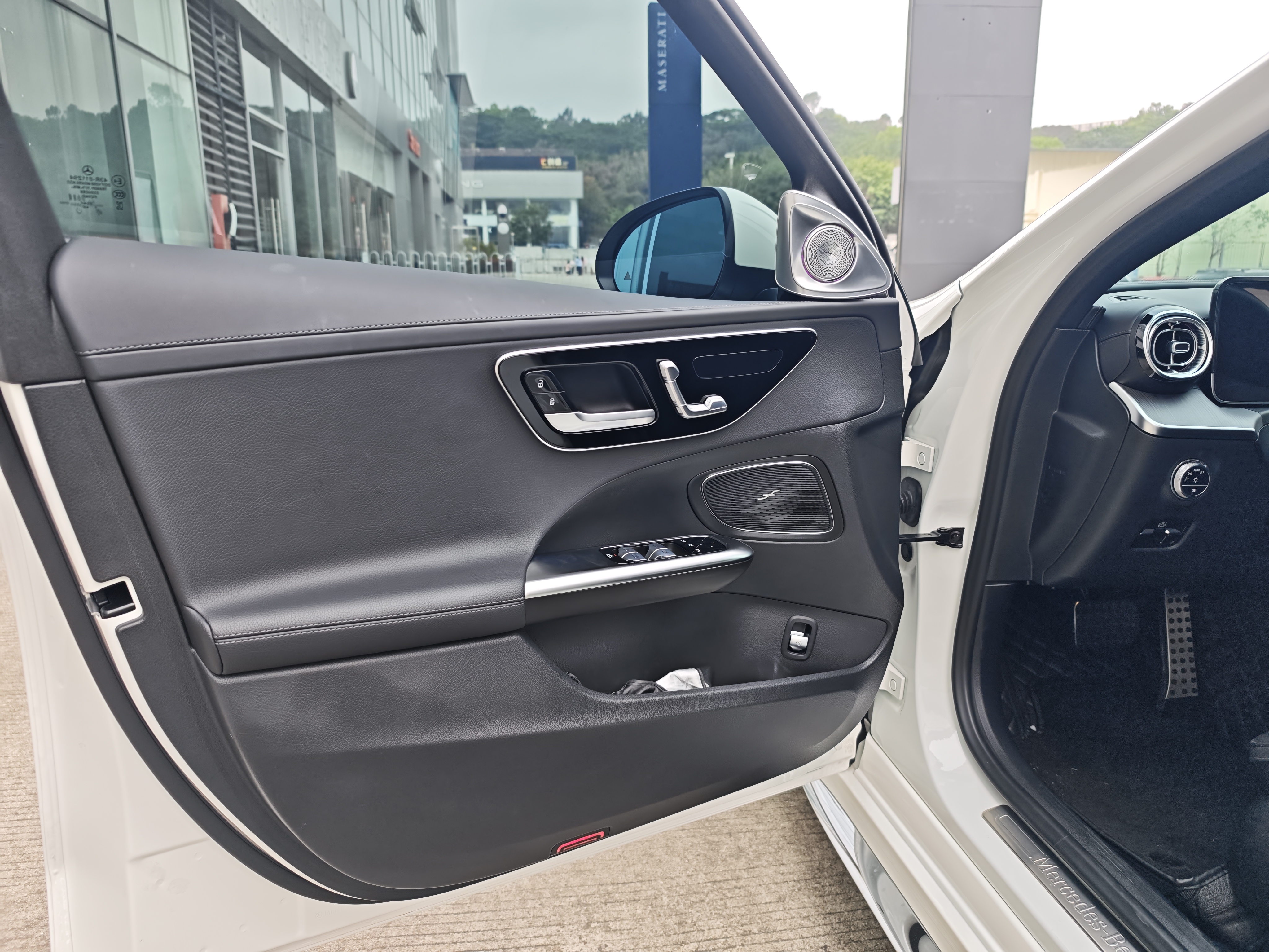 Mercedes-Benz C Class 2024 #9 Mercedes-Benz C Class 2024 car image #9