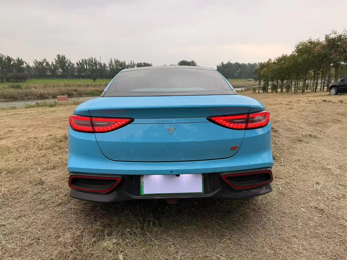 哪吒汽车 哪吒GT 2023 汽车图片 #9