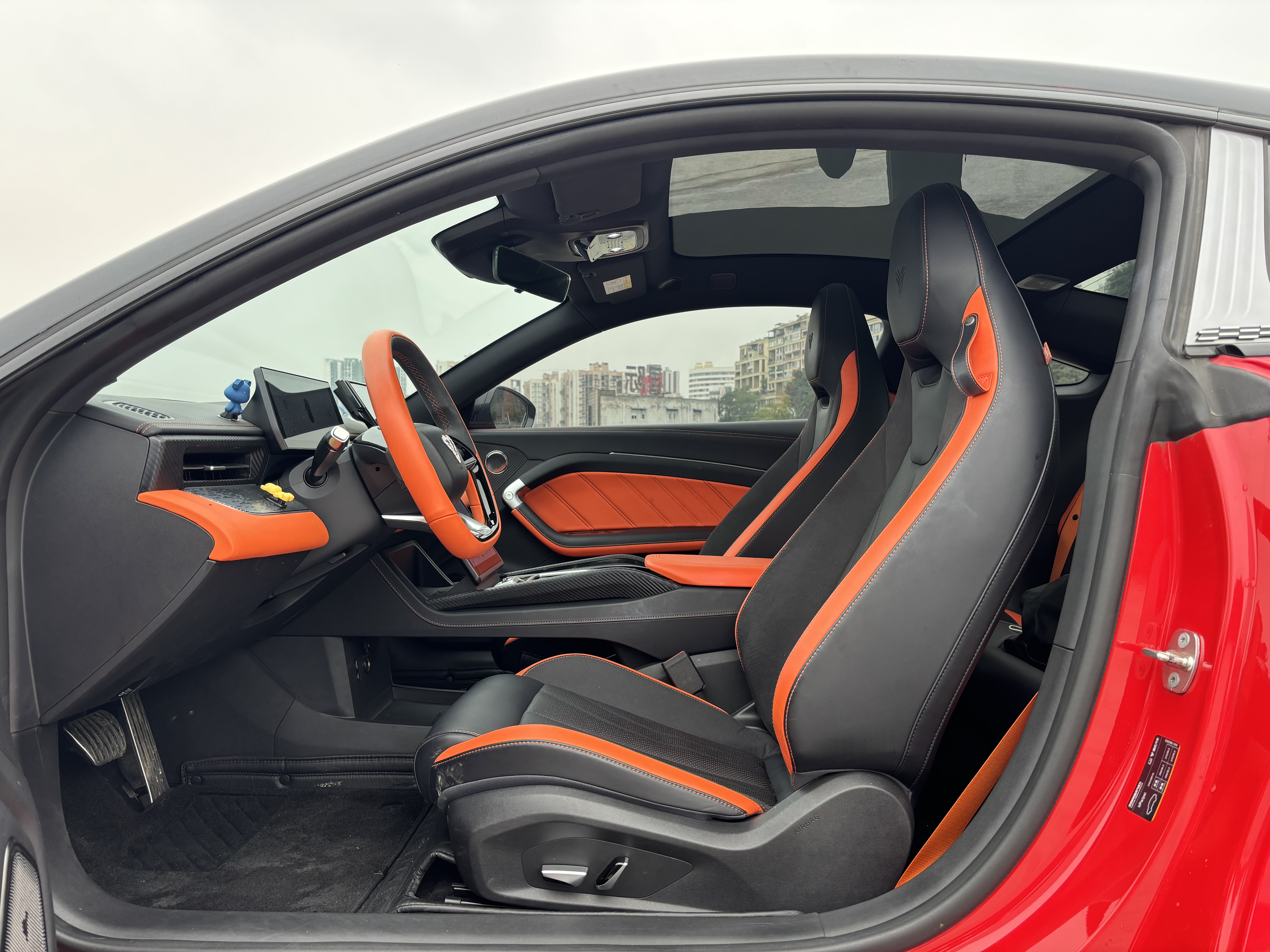 哪吒汽车 哪吒GT 2023 汽车图片 #9