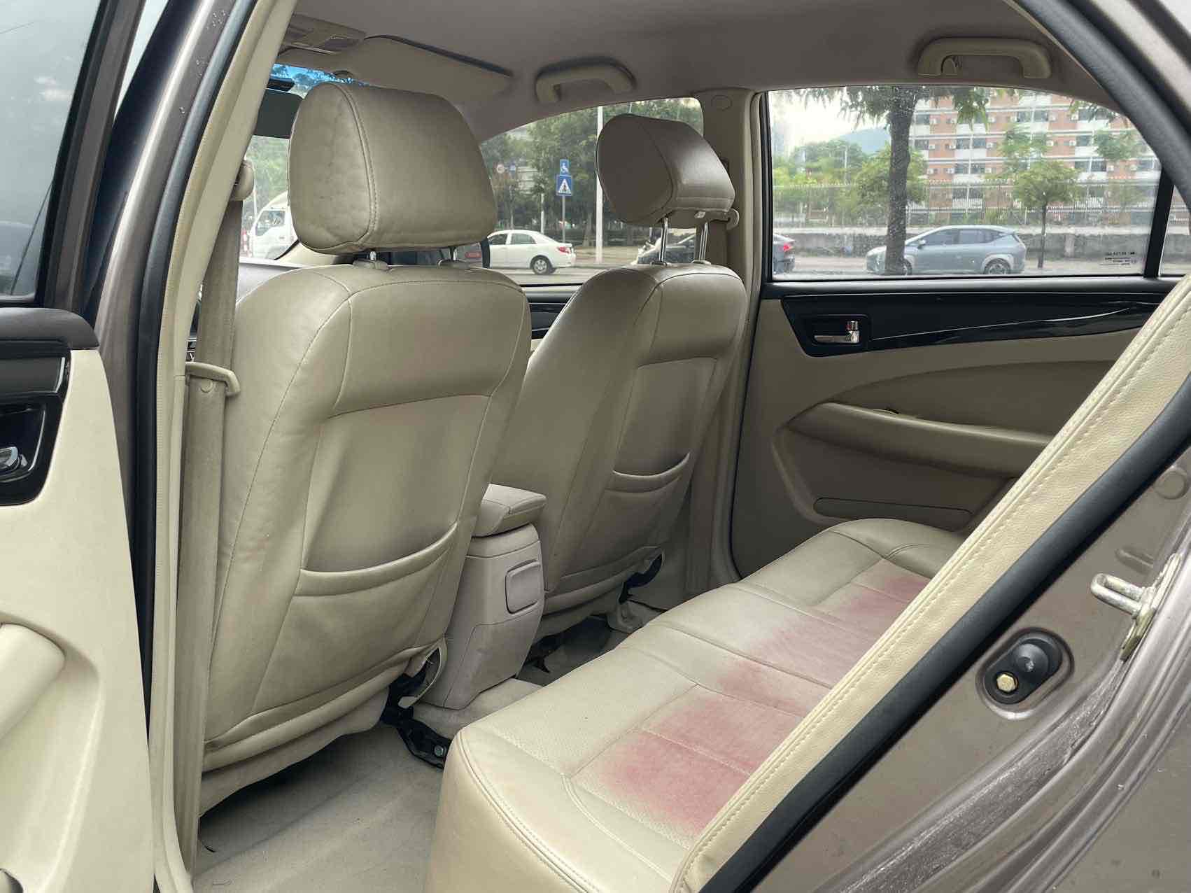 GEELY GC7 2014 car image #9