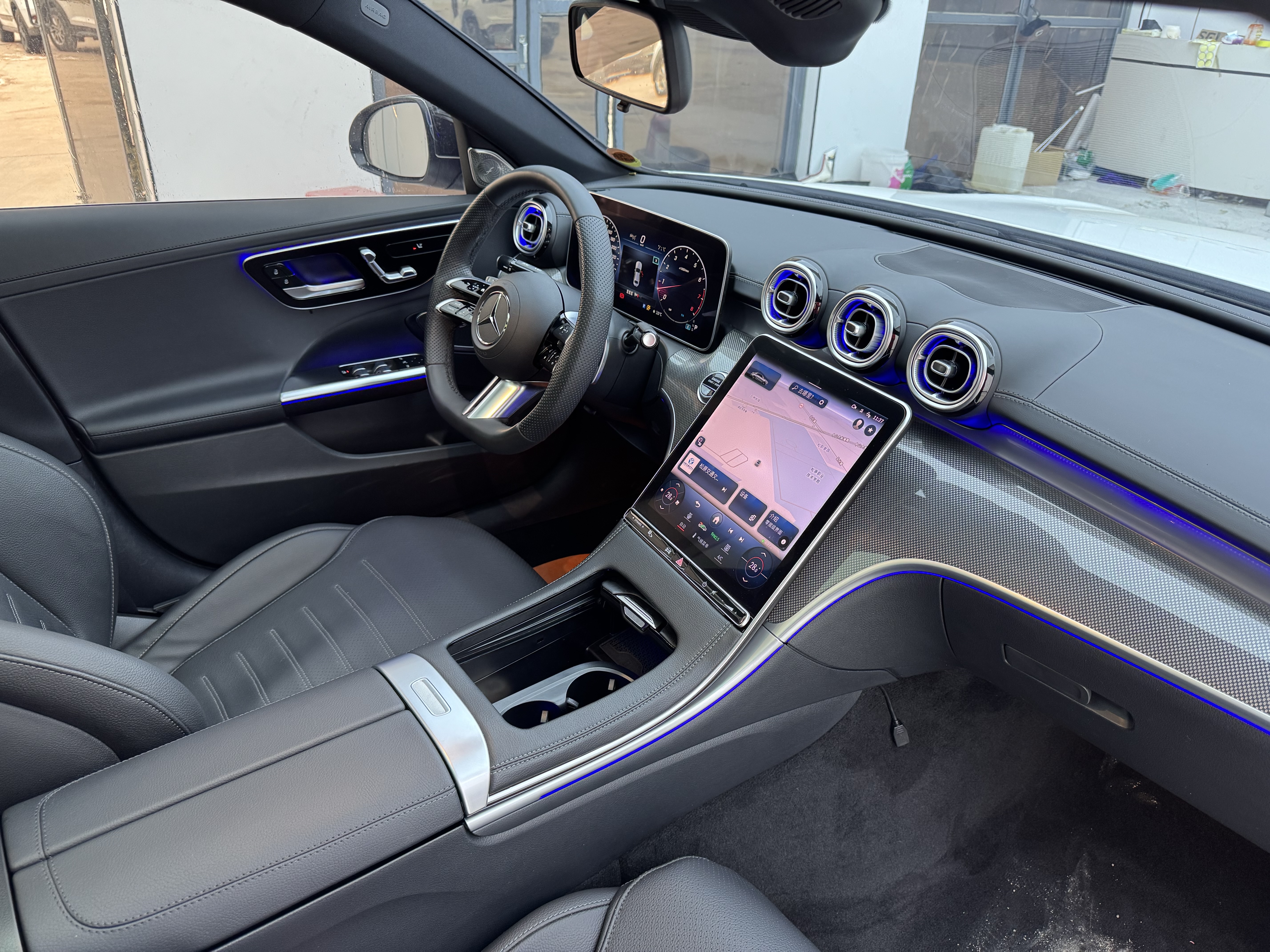 Mercedes-Benz C Class 2024 car image #9