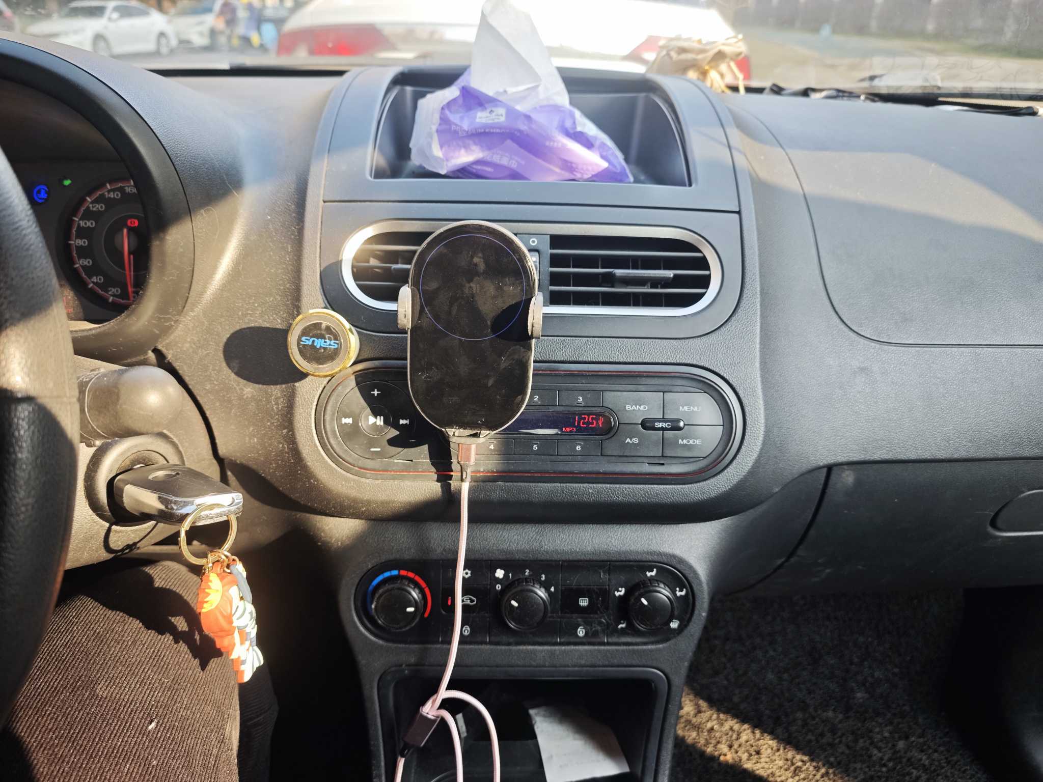 MG 3 2014 car image #9