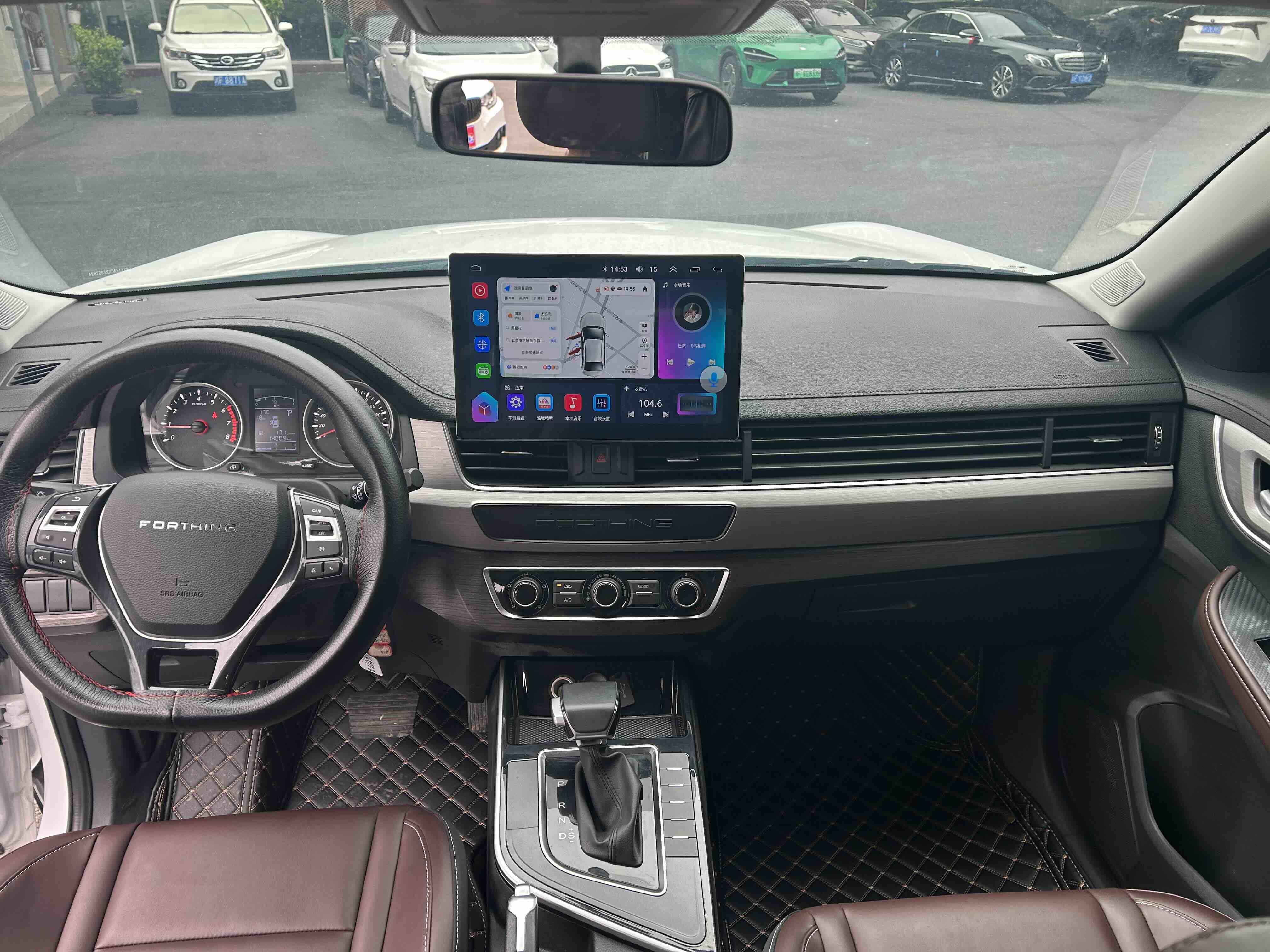 T5 2024 car image #9
