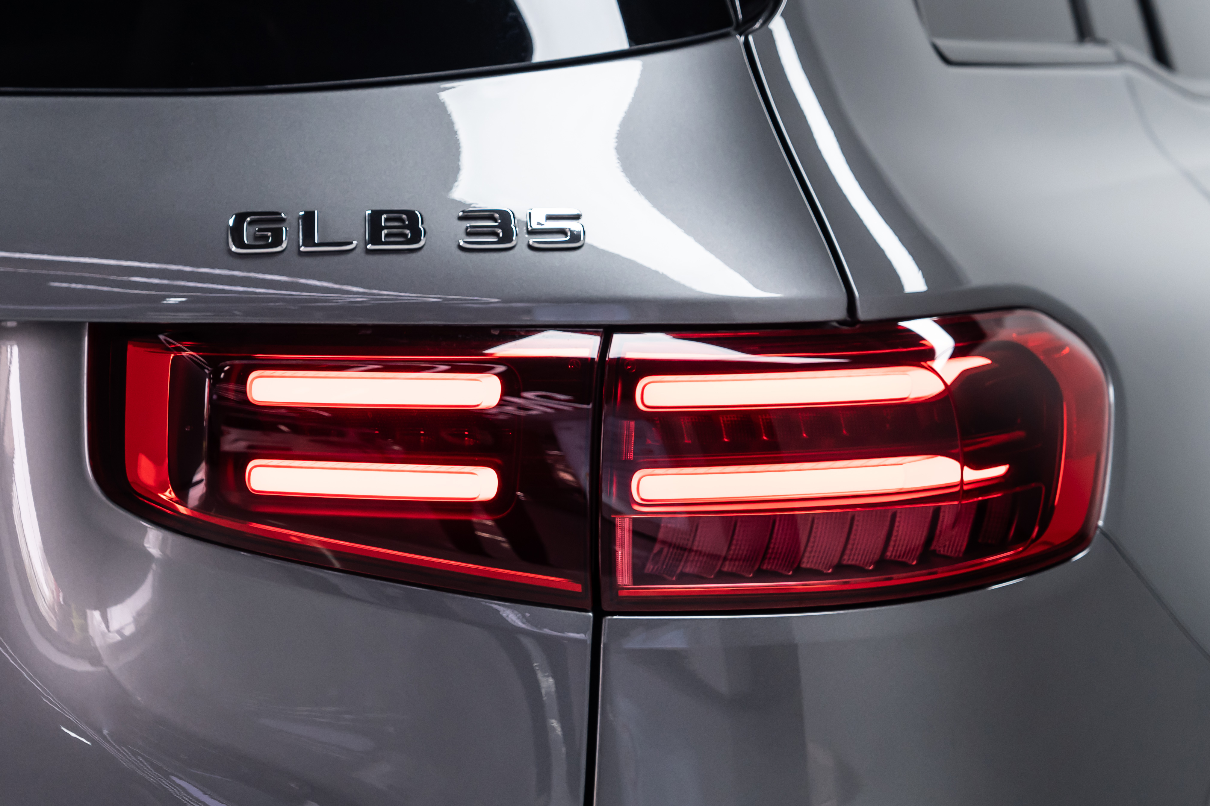 Mercedes-Benz GLB AMG 2025 car image #9