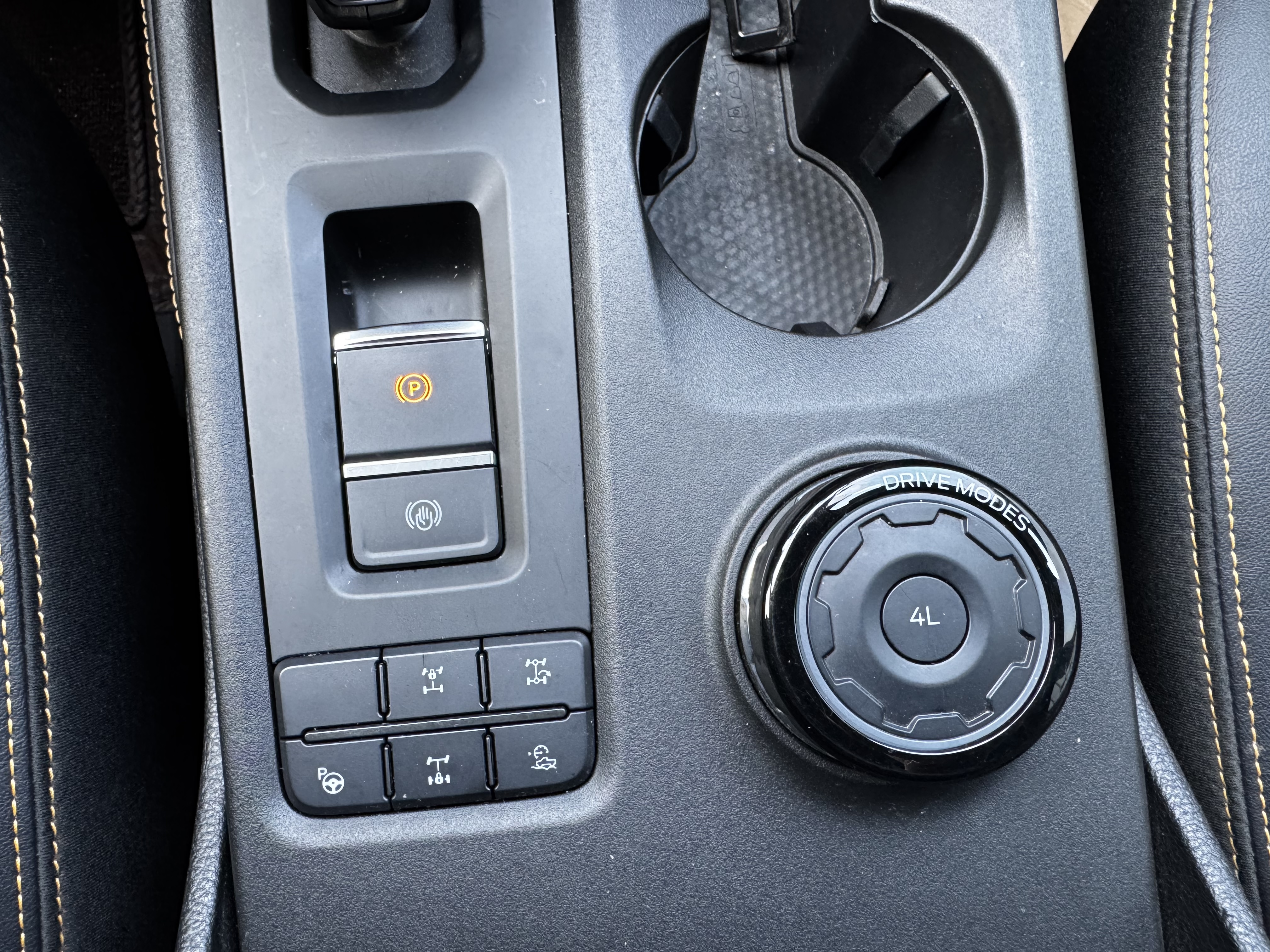 Ford Ranger (Imported) 2024 car image #9