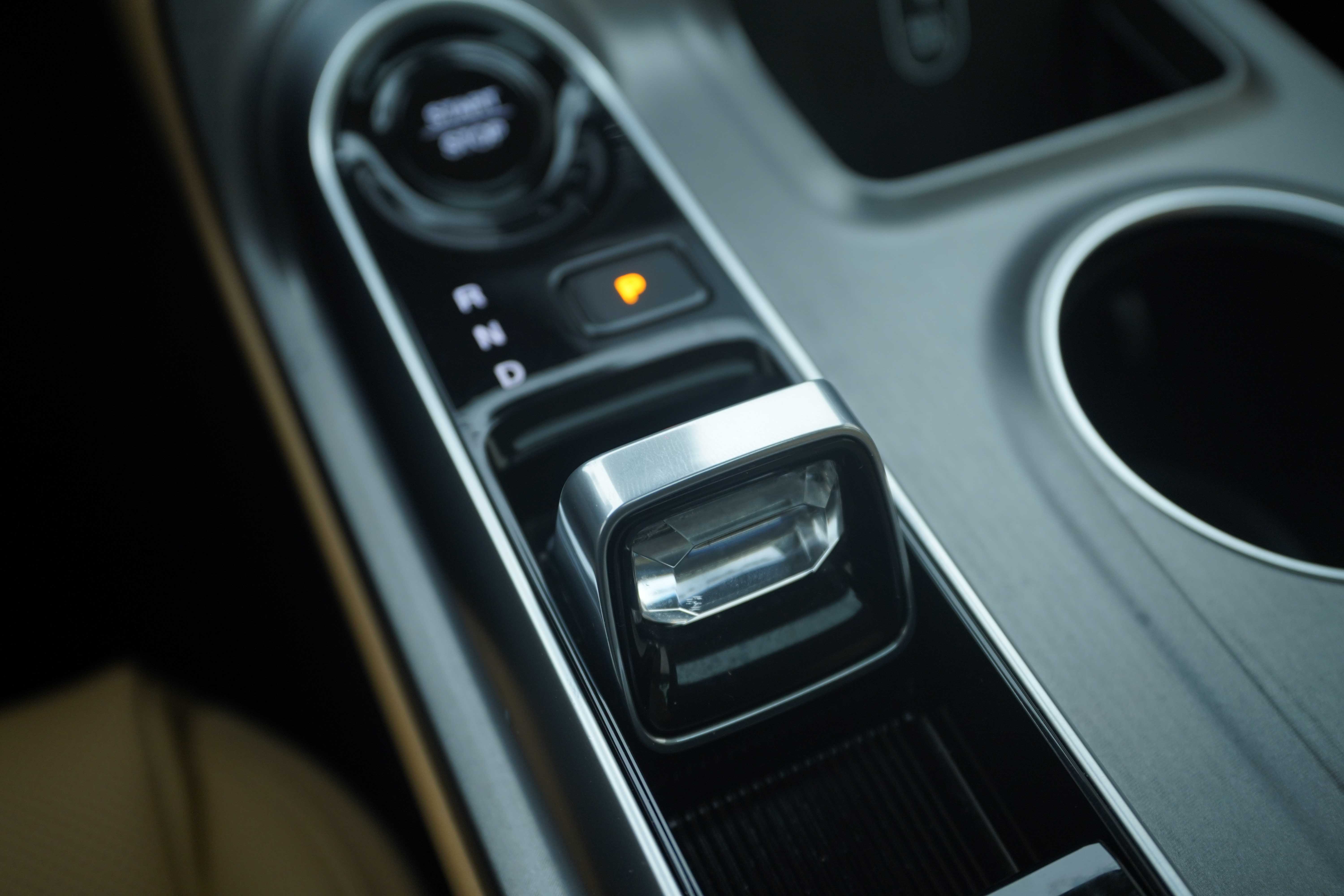 GAC Trumpchi E8 New Energy 2024 car image #9