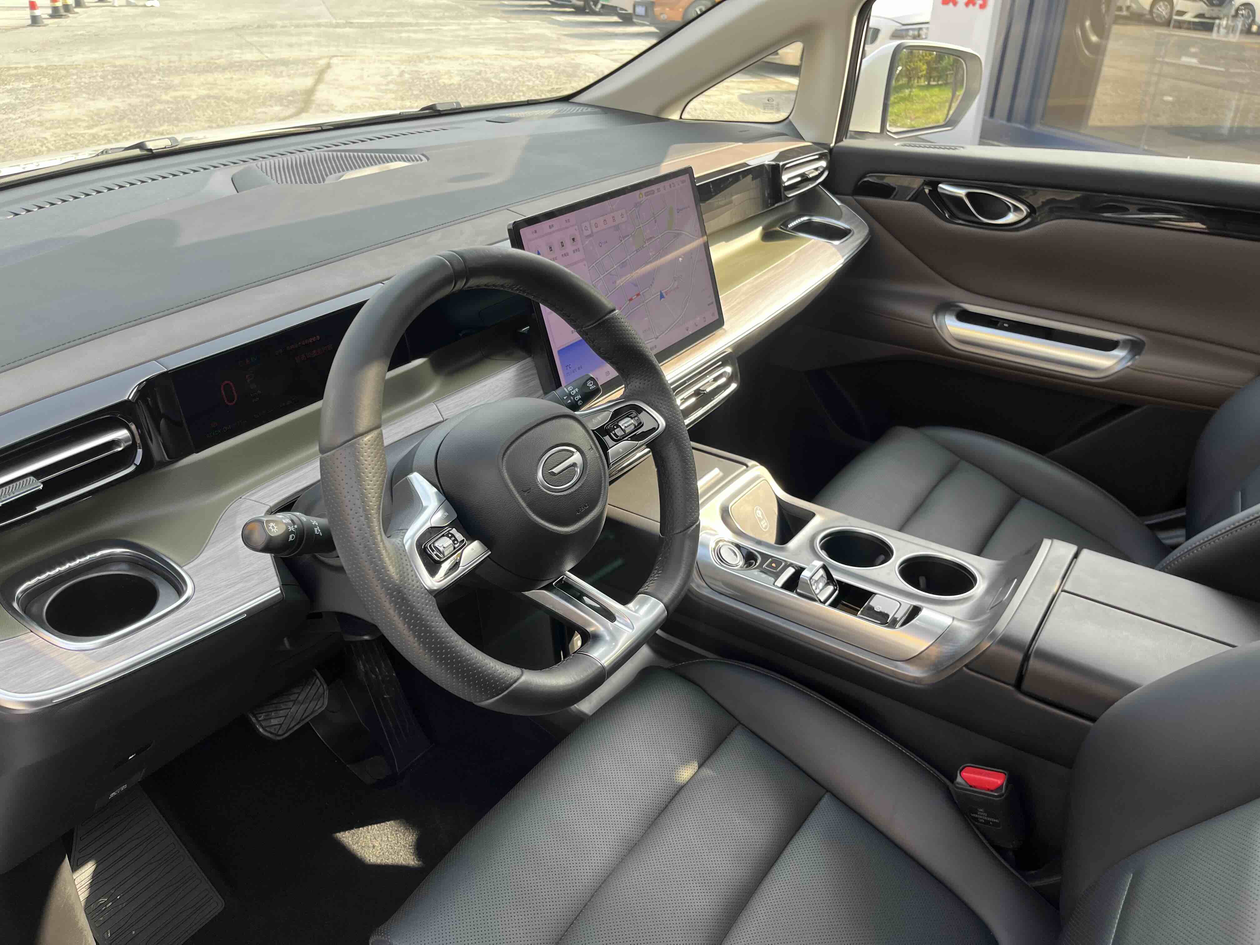 GAC Trumpchi E8 New Energy 2024 car image #9