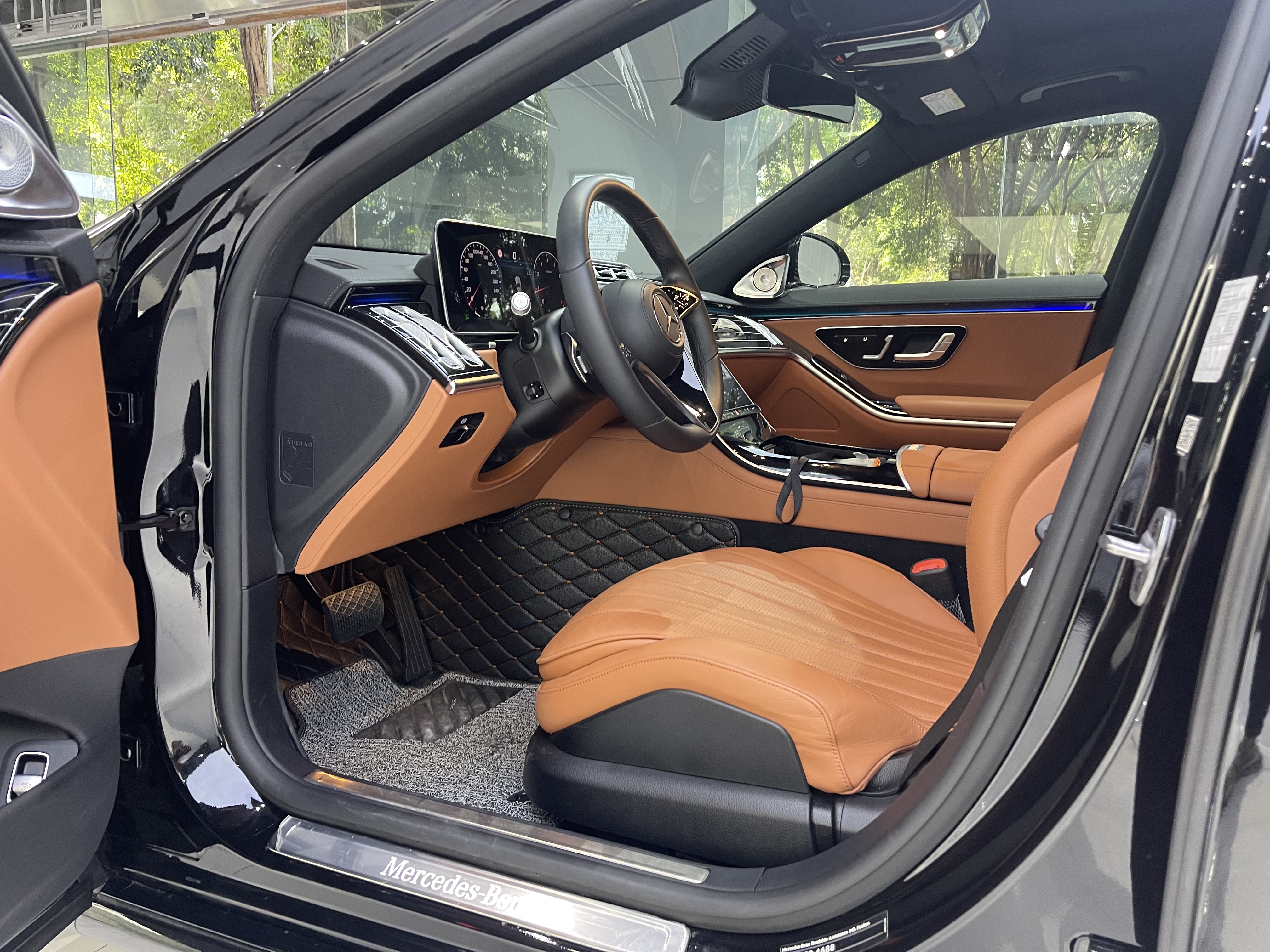 Mercedes-Benz S Class 2024 car image #9