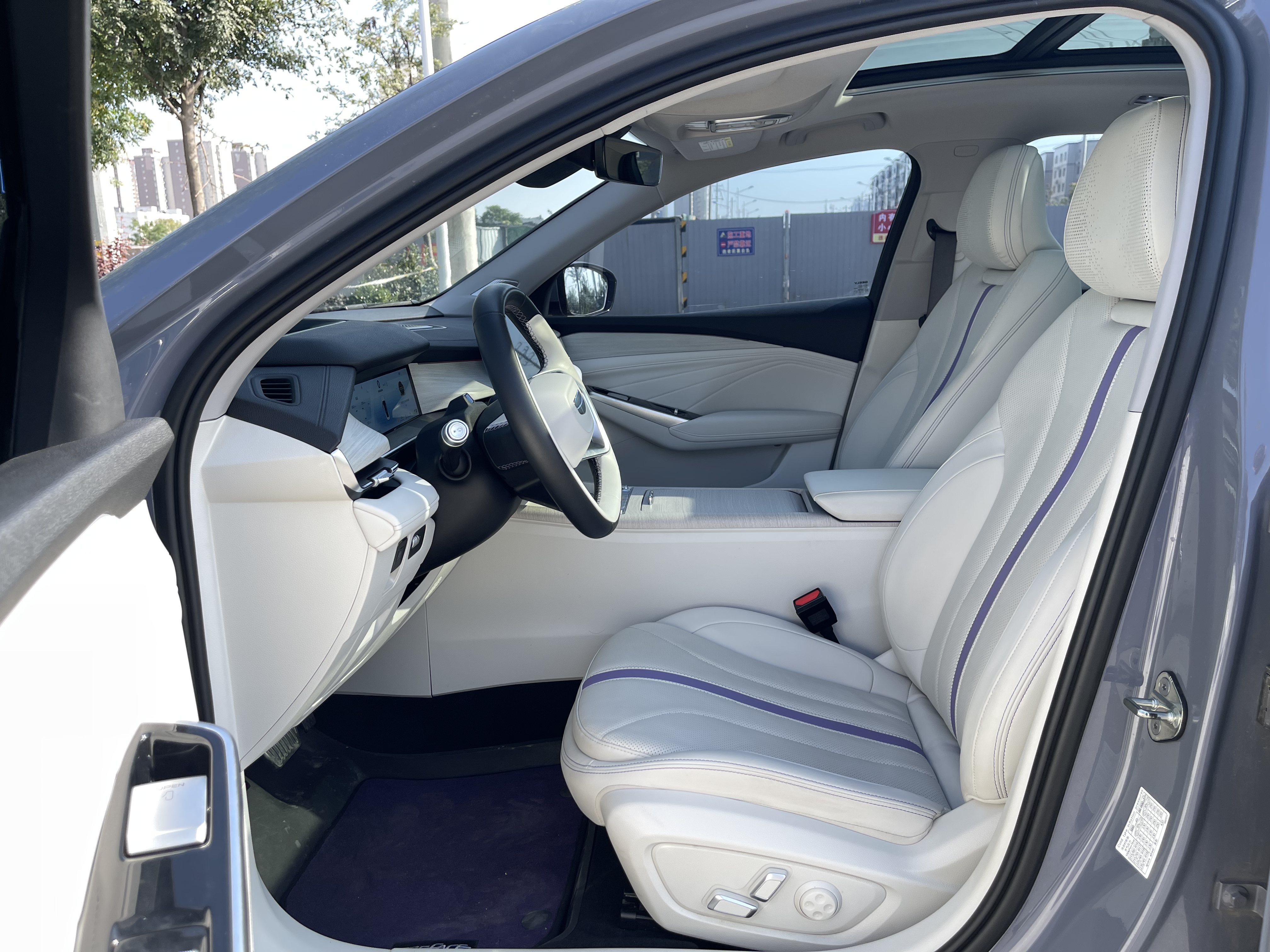 GEELY PrefaceL 2023 car image #9