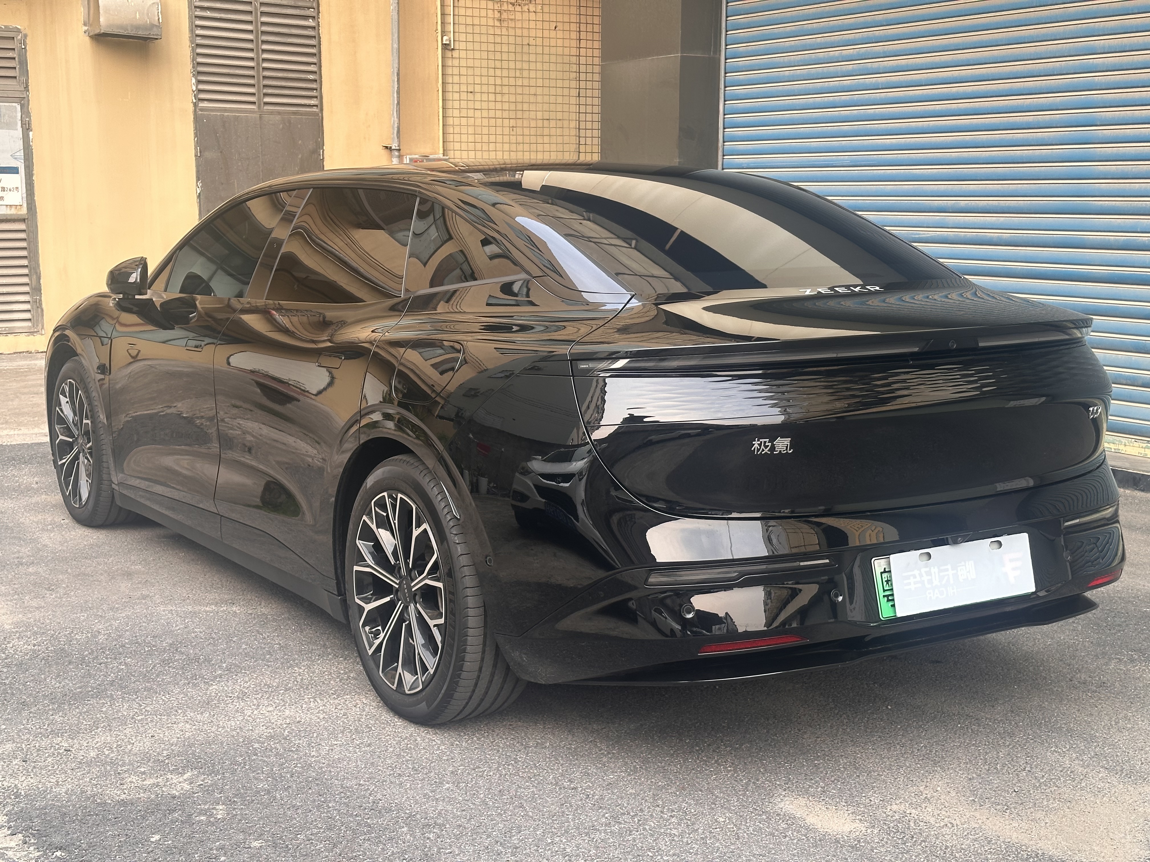 极氪 极氪007 2024 汽车图片 #9