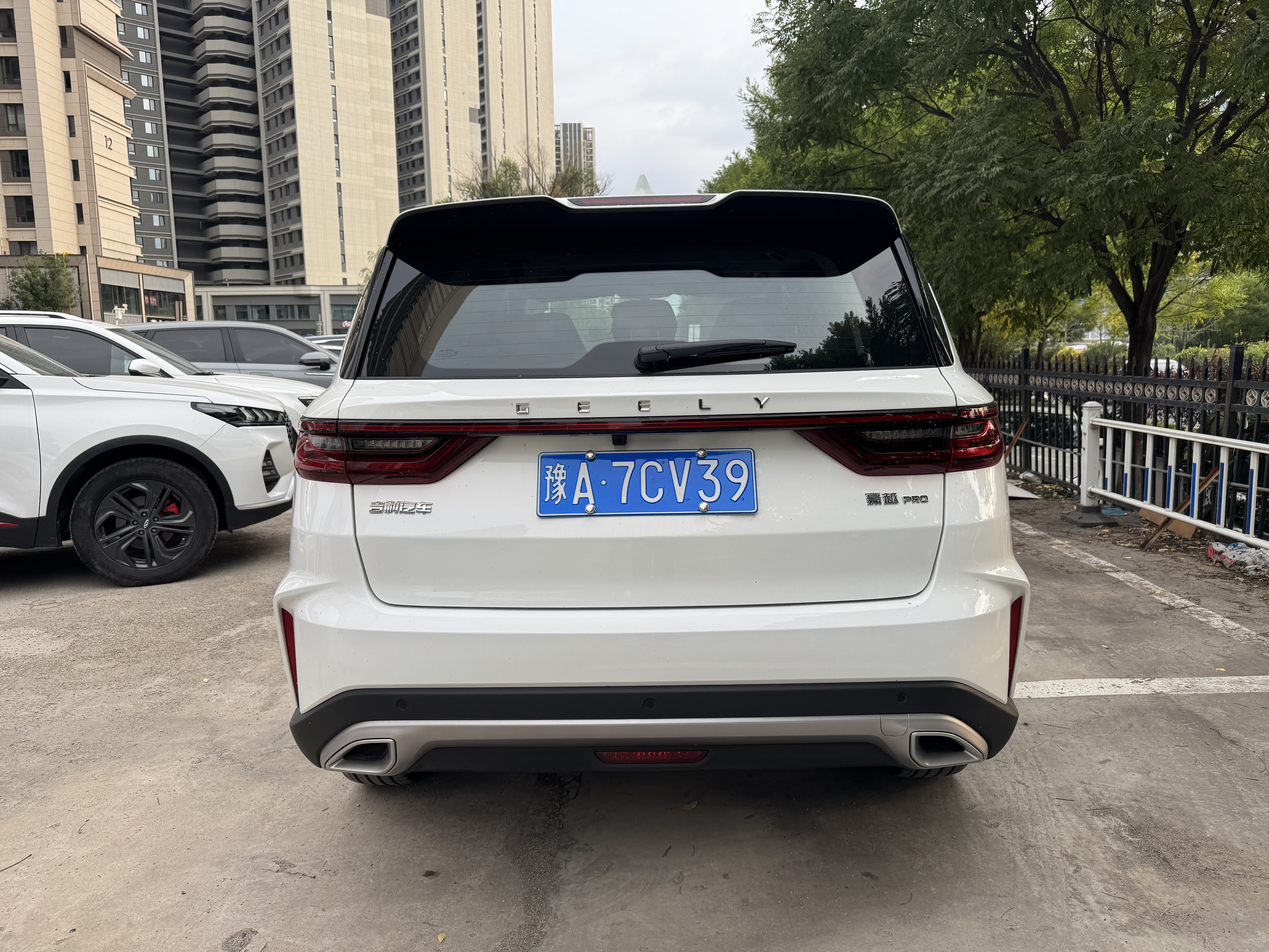 GEELY OkavangoPRO 2025 car image #9