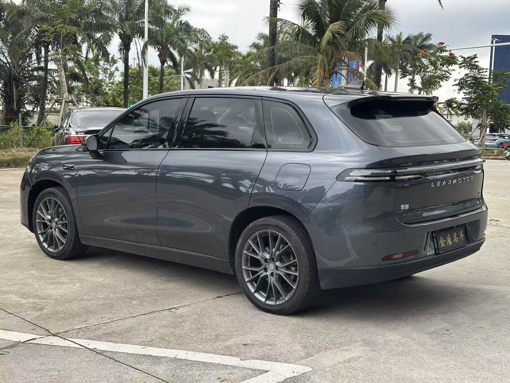 零跑汽车 零跑C10 2022 汽车图片 #9