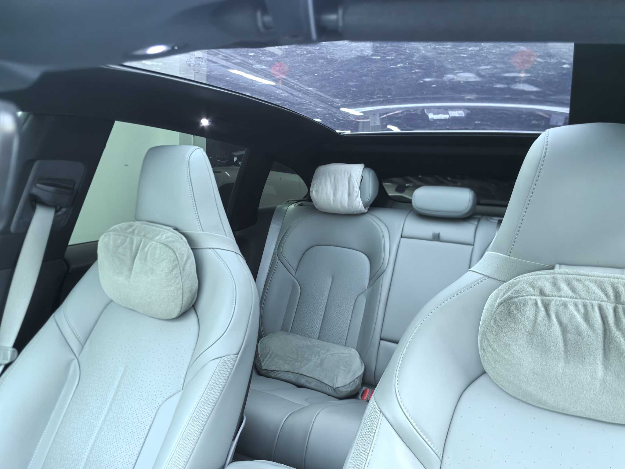 NIO ET5T 2024 изображение автомобиля #9