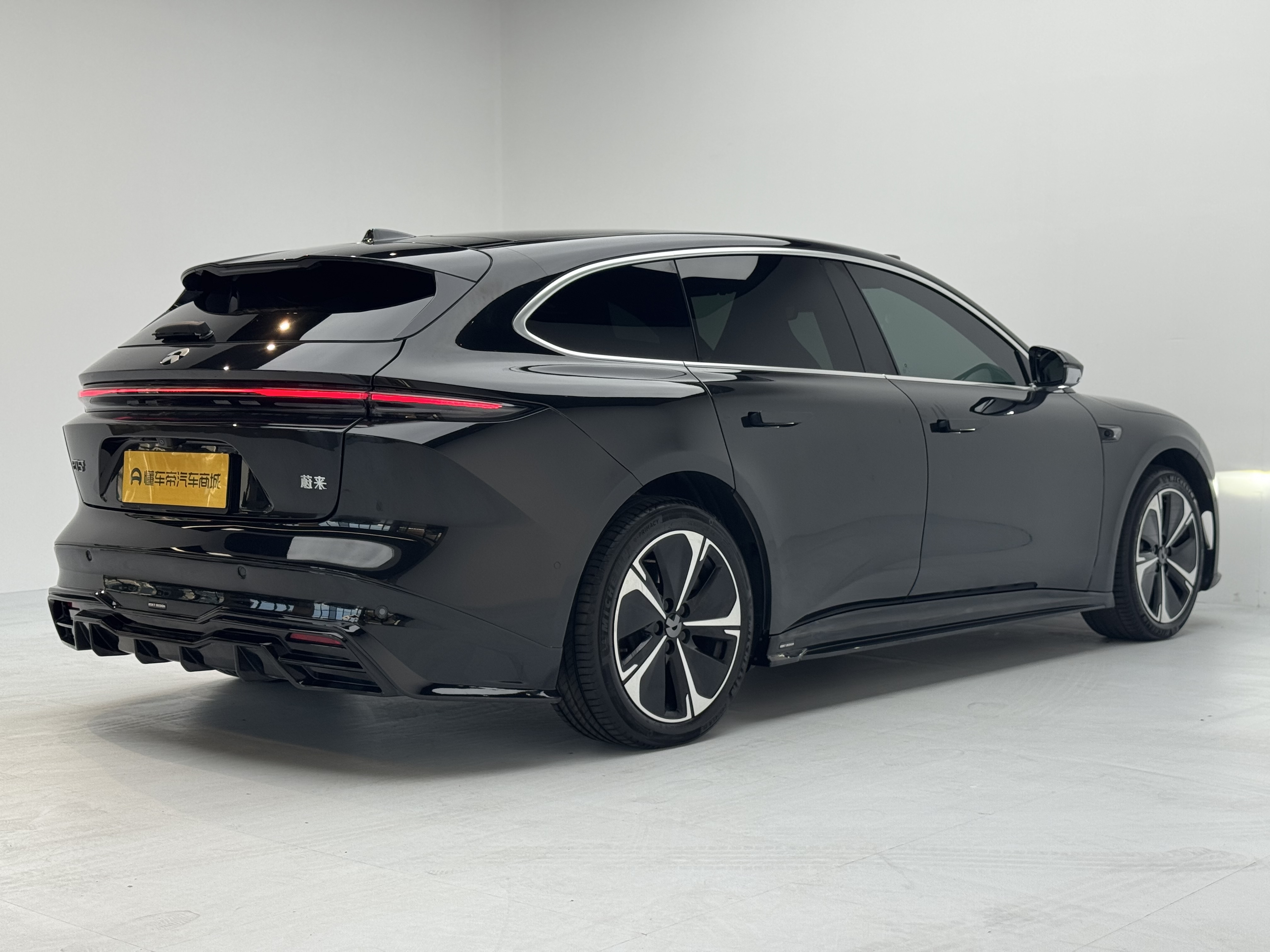 NIO ET5T 2024 изображение автомобиля #9