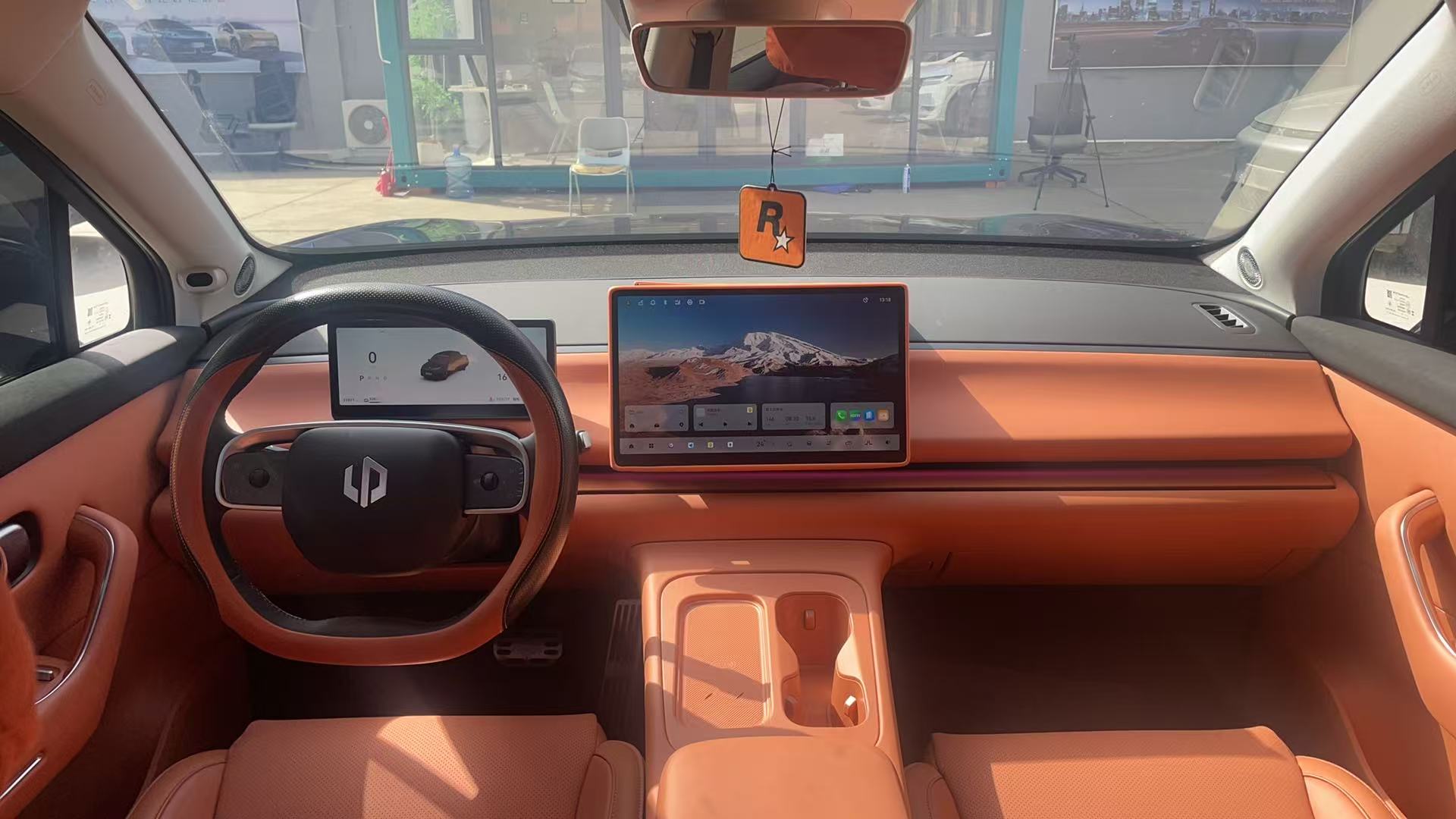 零跑汽车 零跑C10 2025 汽车图片 #9