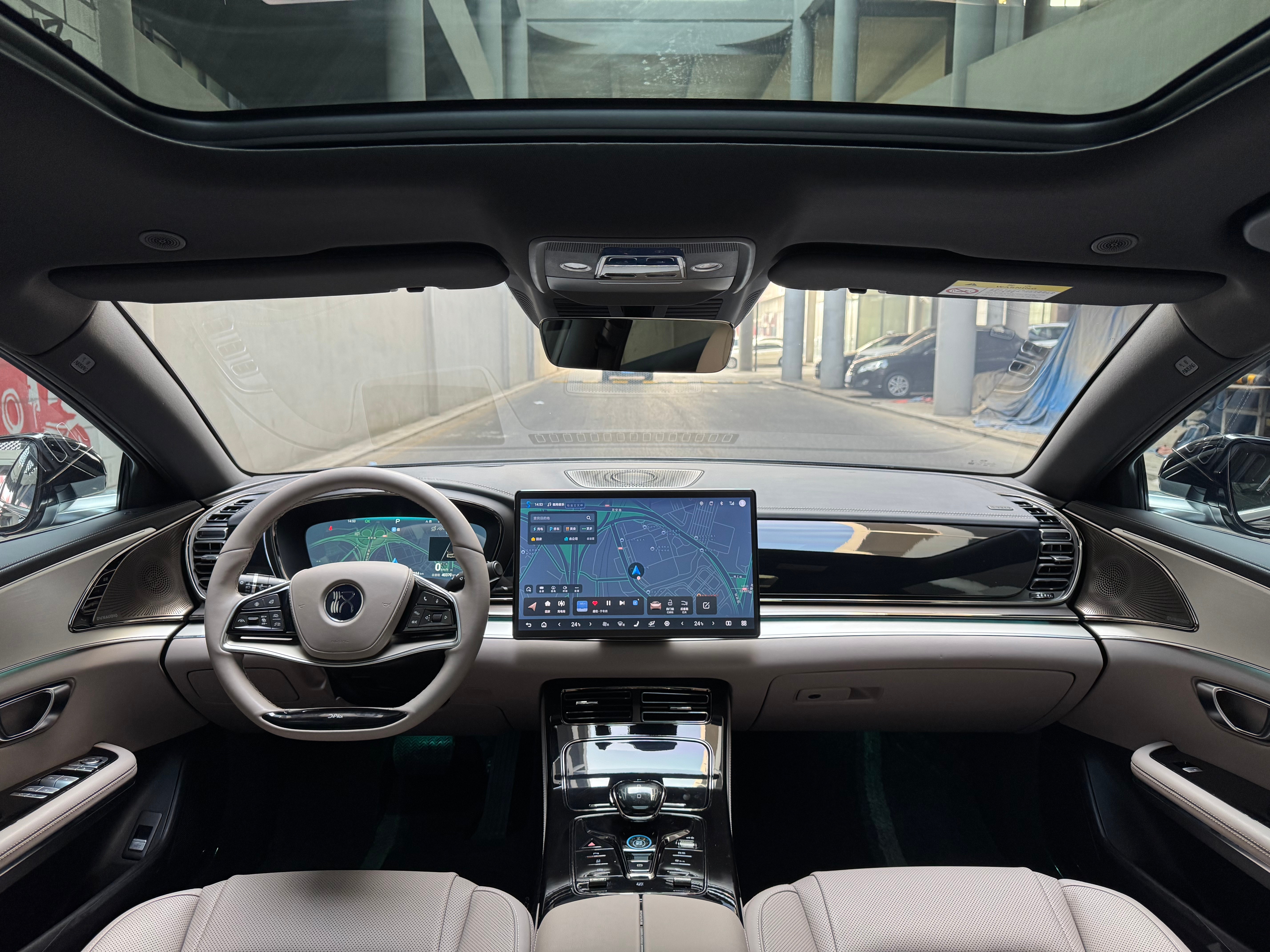 BYD Han 2024 car image #9