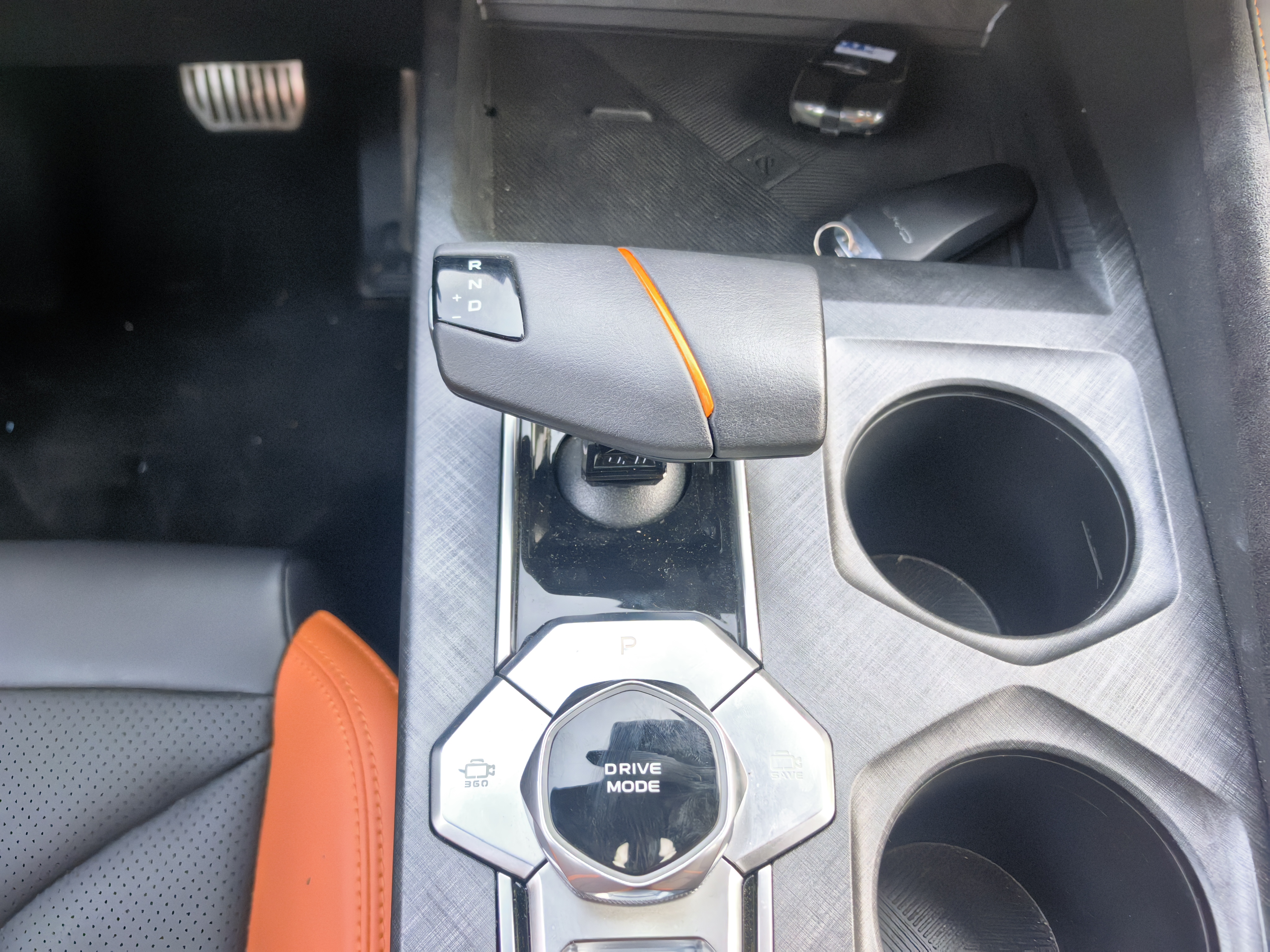 Changan UNI-V 2024 car image #9