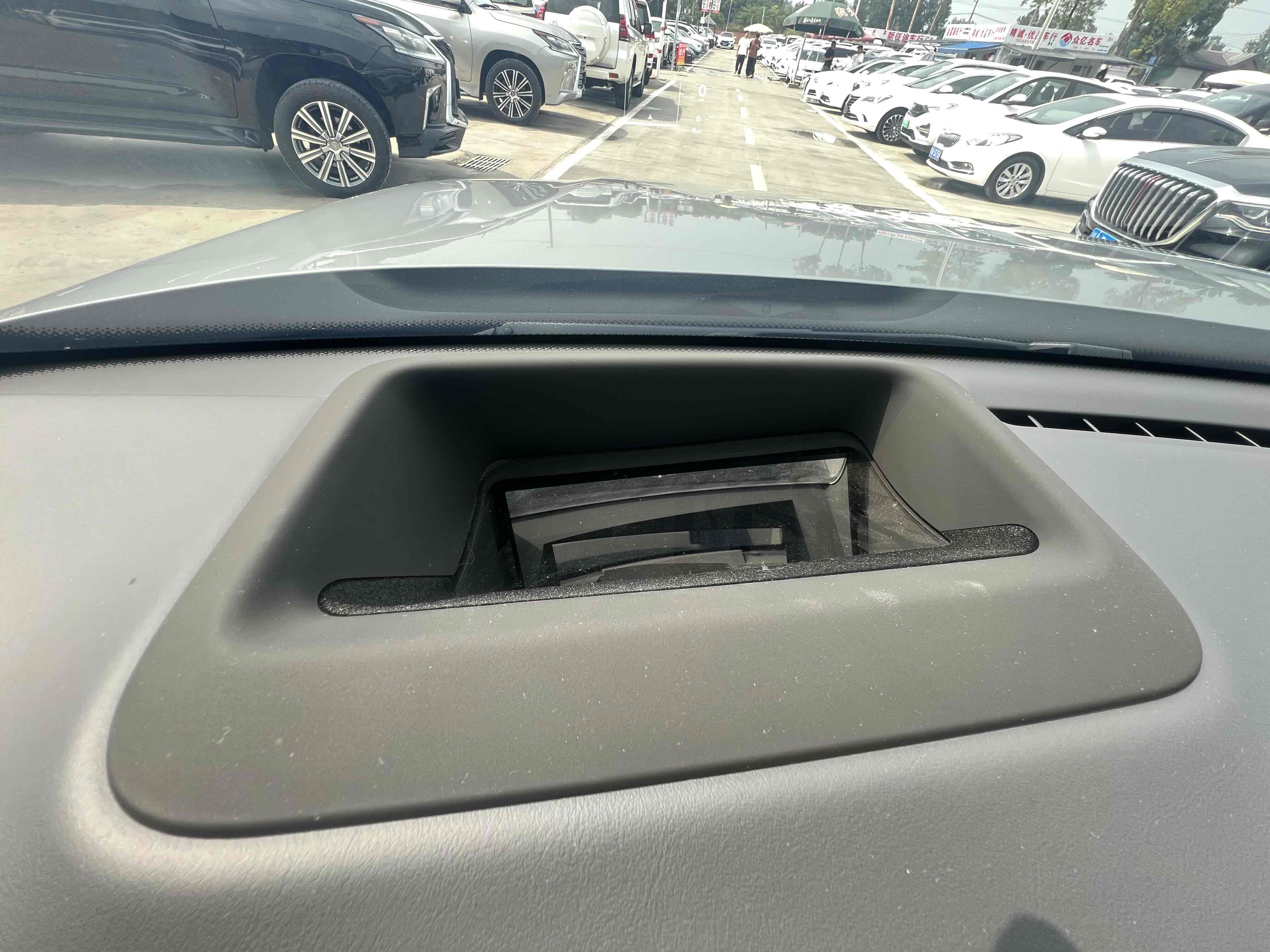 Li L8 2024 изображение автомобиля #9