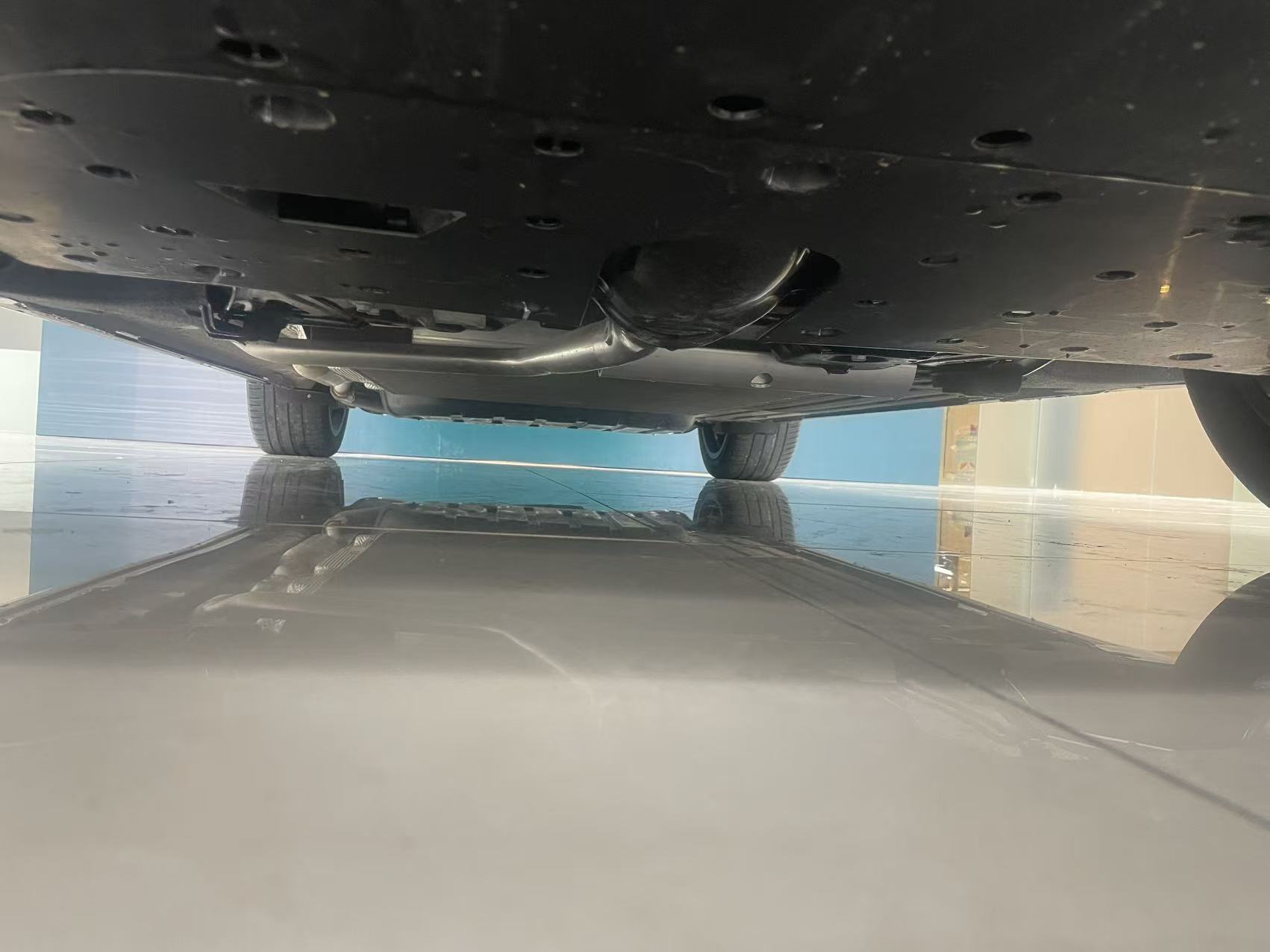 Li L7 2025 immagine di auto #9